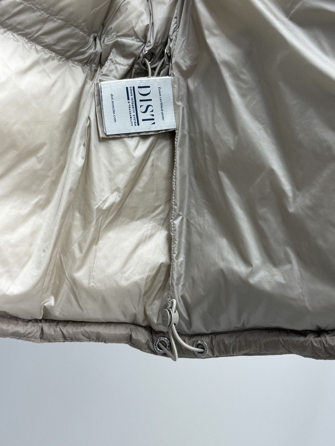 0f5d6f176a1329aa1cbe1a7e4d22617a_1760709788_8979.jpg 0f5d6f176a1329aa1cbe1a7e4d22617a_1760709788_8979.jpg