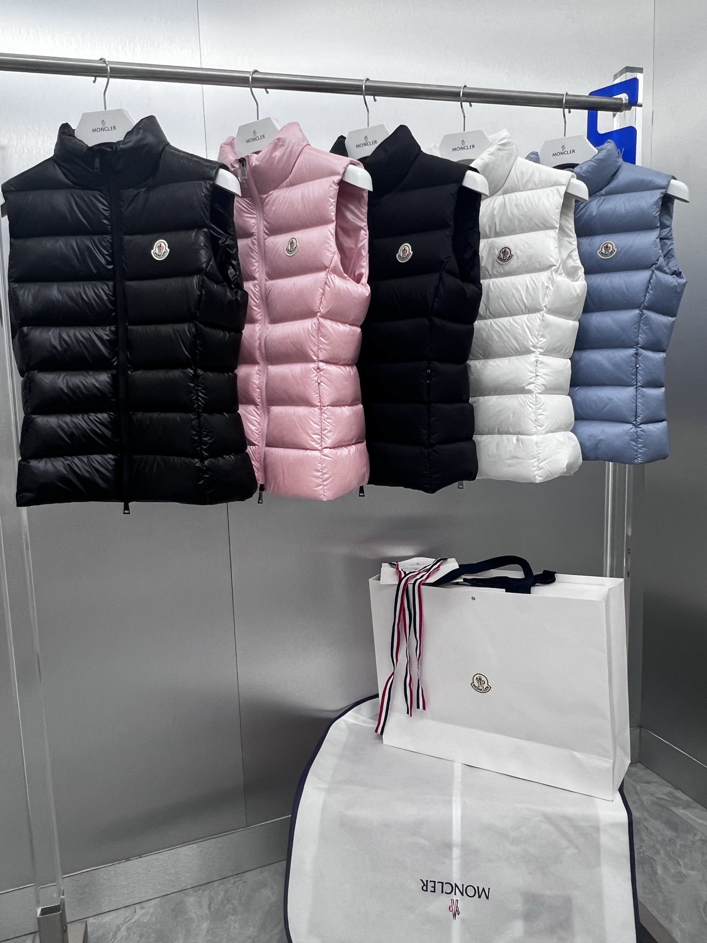 0f5d6f176a1329aa1cbe1a7e4d22617a_1760710165_1667.jpg 0f5d6f176a1329aa1cbe1a7e4d22617a_1760710165_1667.jpg