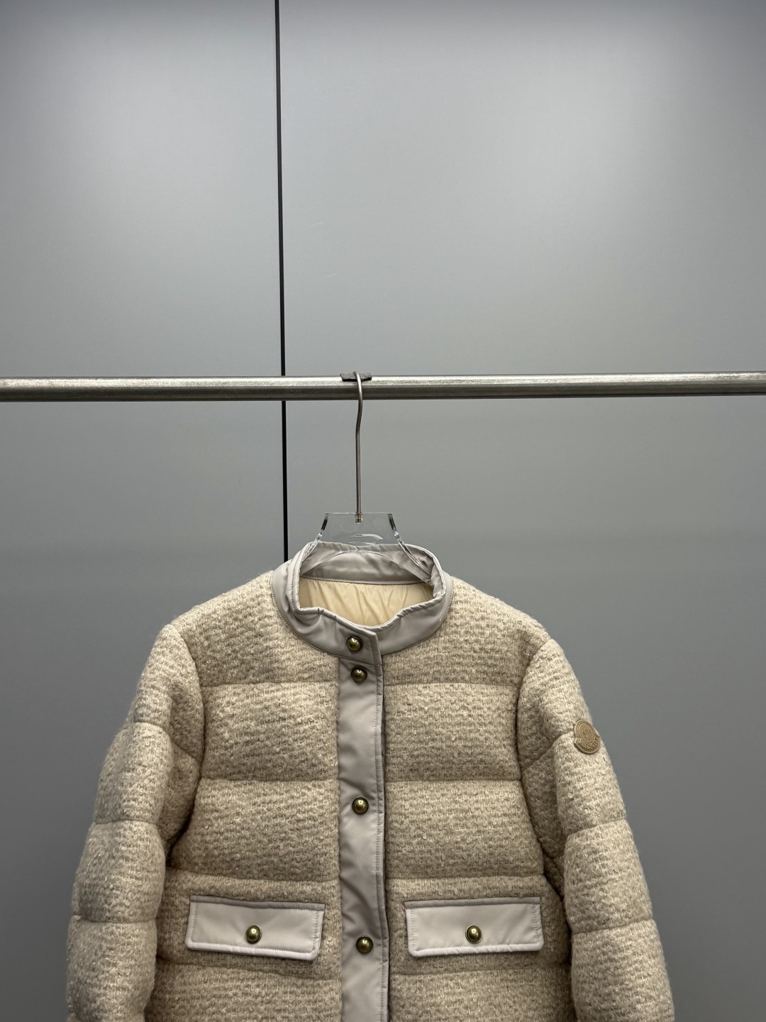 4a1ffbcaeea5e7c42bae12177513db40_1760441326_2429.jpg 4a1ffbcaeea5e7c42bae12177513db40_1760441326_2429.jpg