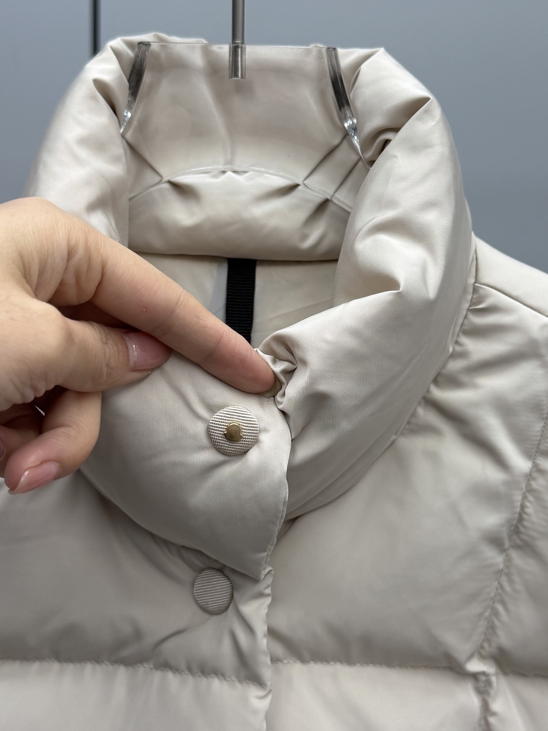 4a1ffbcaeea5e7c42bae12177513db40_1760441392_136.jpg 4a1ffbcaeea5e7c42bae12177513db40_1760441392_136.jpg