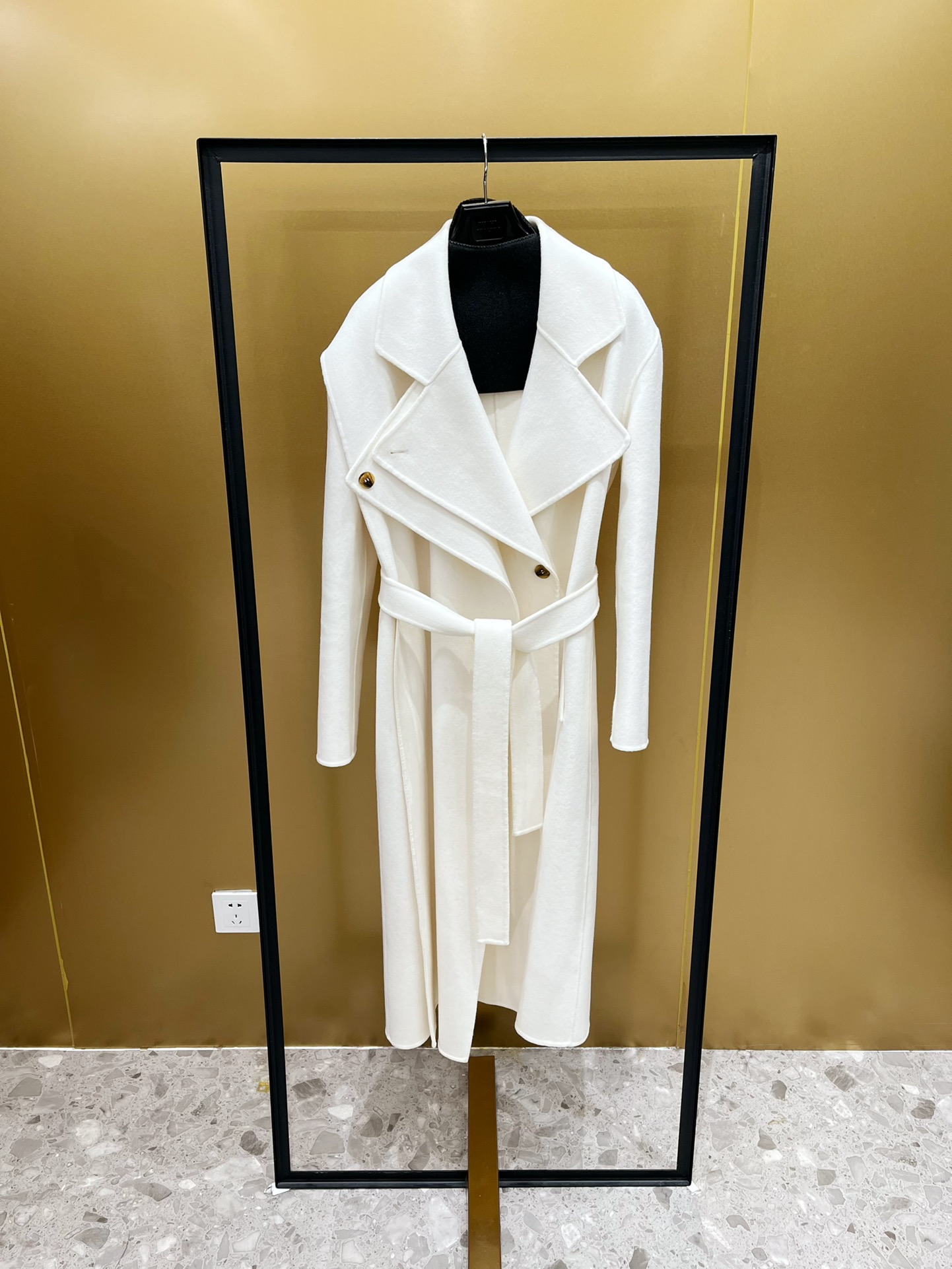 4a1ffbcaeea5e7c42bae12177513db40_1760441493_848.jpg 4a1ffbcaeea5e7c42bae12177513db40_1760441493_848.jpg