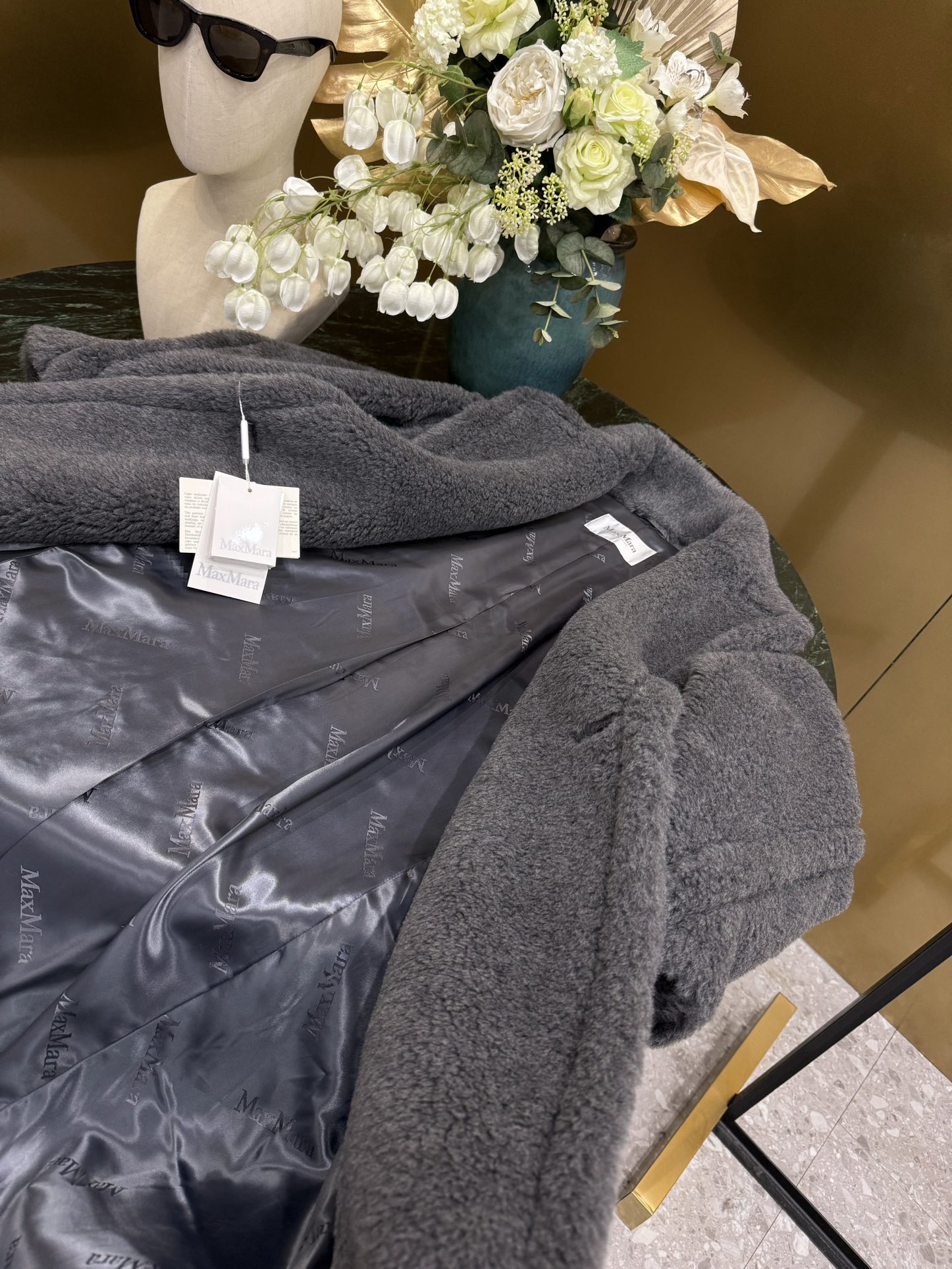 4a1ffbcaeea5e7c42bae12177513db40_1760441645_5465.jpg 4a1ffbcaeea5e7c42bae12177513db40_1760441645_5465.jpg