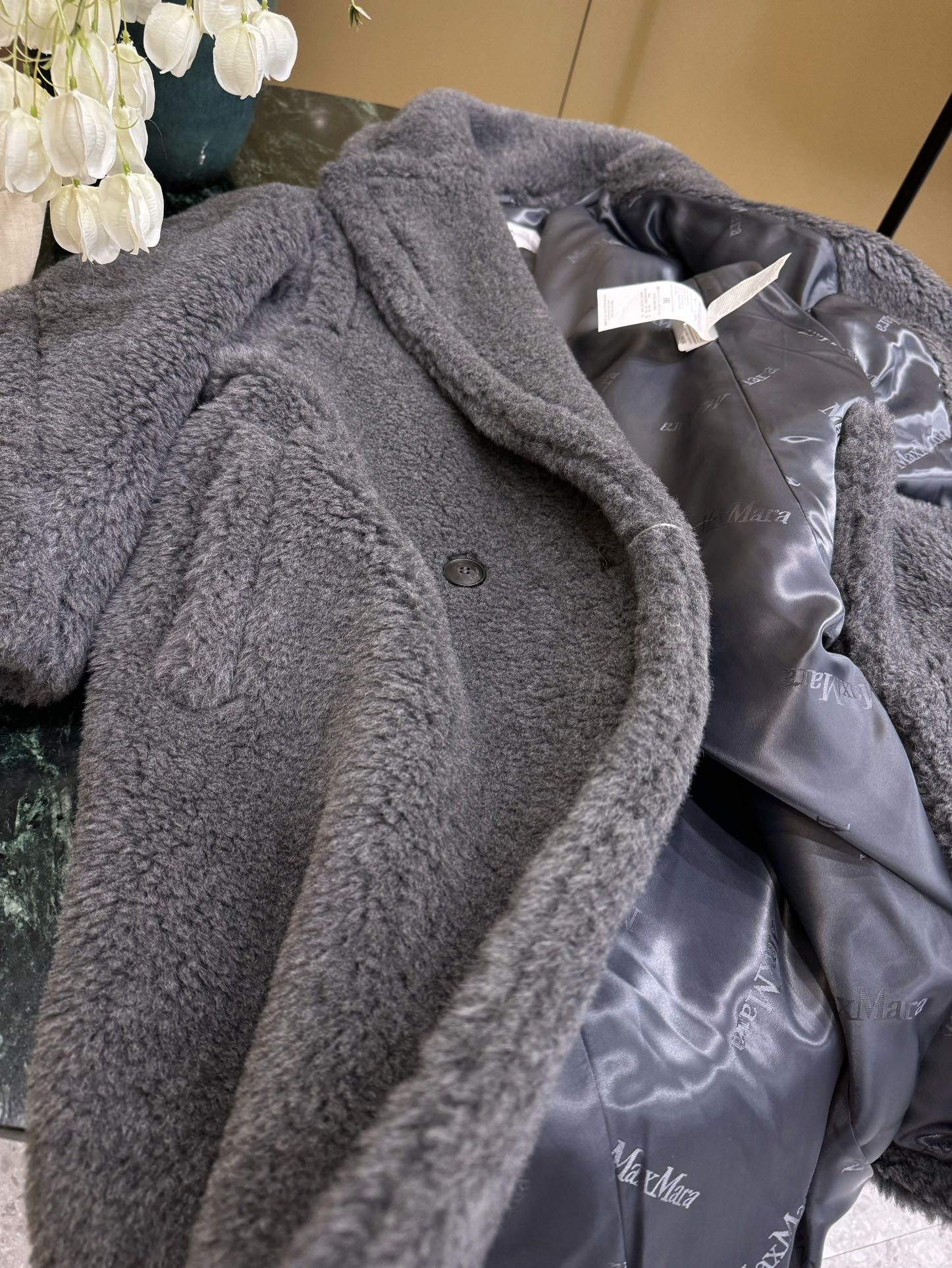 4a1ffbcaeea5e7c42bae12177513db40_1760441645_6134.jpg 4a1ffbcaeea5e7c42bae12177513db40_1760441645_6134.jpg