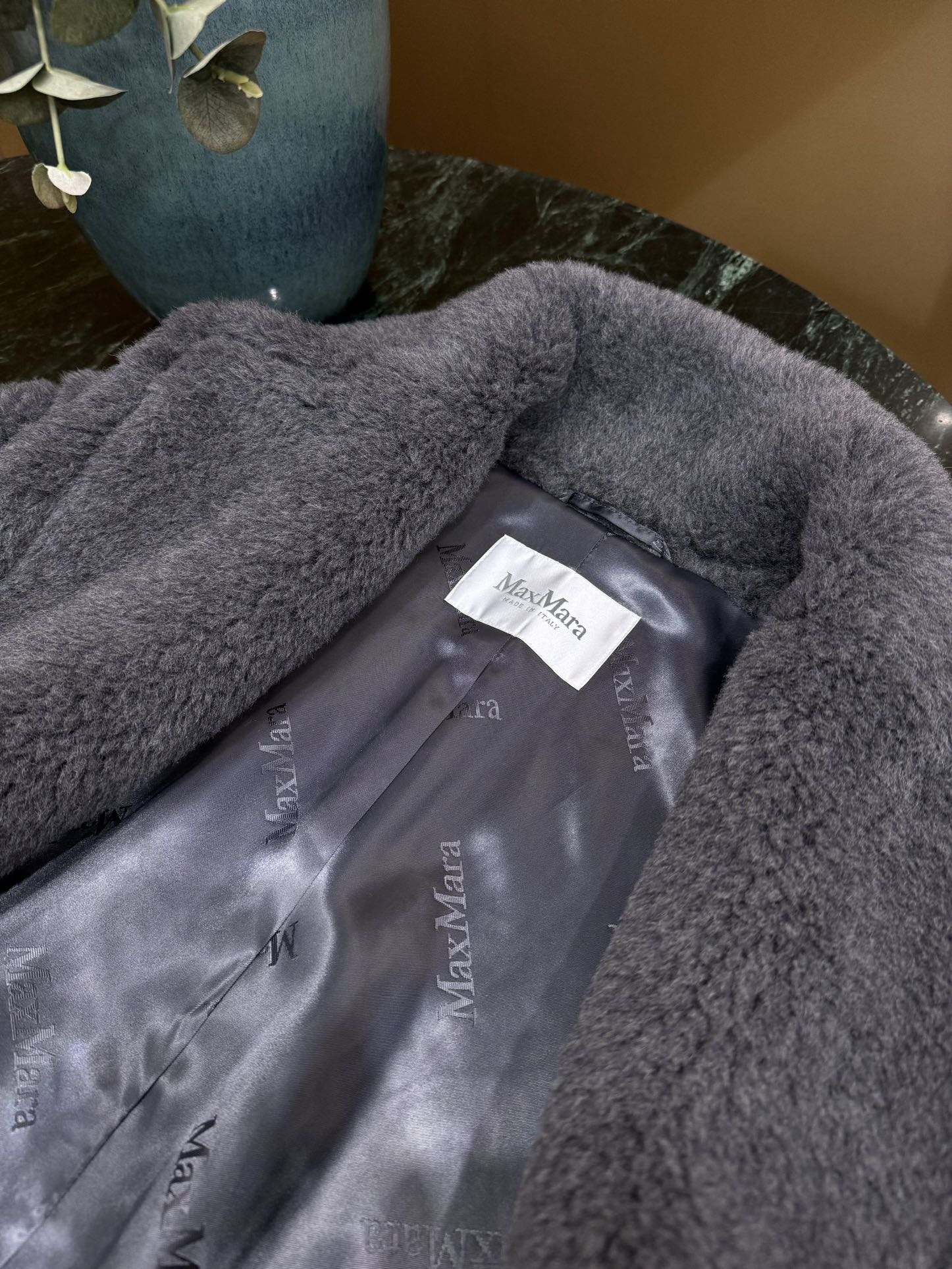 4a1ffbcaeea5e7c42bae12177513db40_1760441645_8817.jpg 4a1ffbcaeea5e7c42bae12177513db40_1760441645_8817.jpg