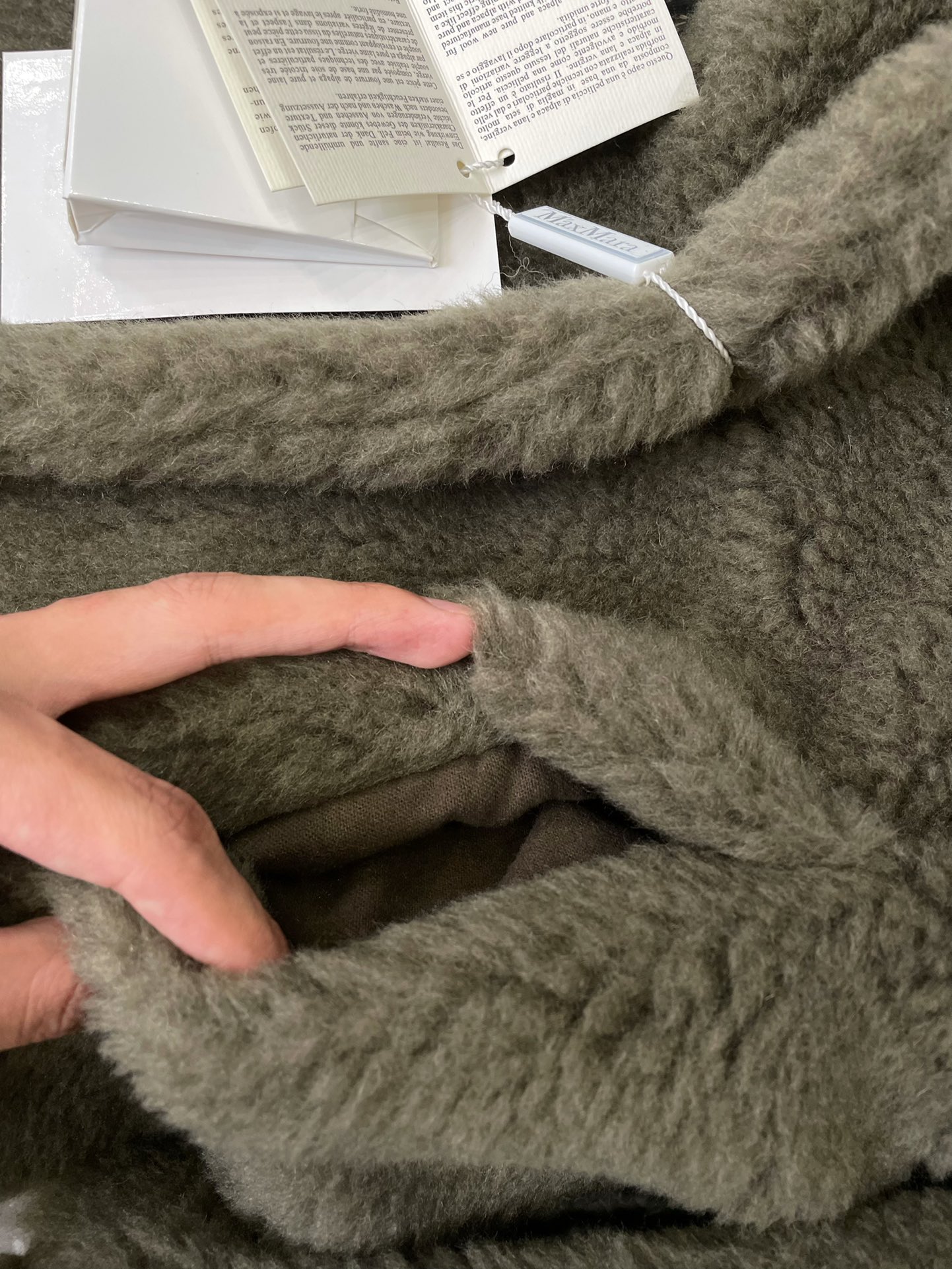 4a1ffbcaeea5e7c42bae12177513db40_1760441690_6637.jpg 4a1ffbcaeea5e7c42bae12177513db40_1760441690_6637.jpg