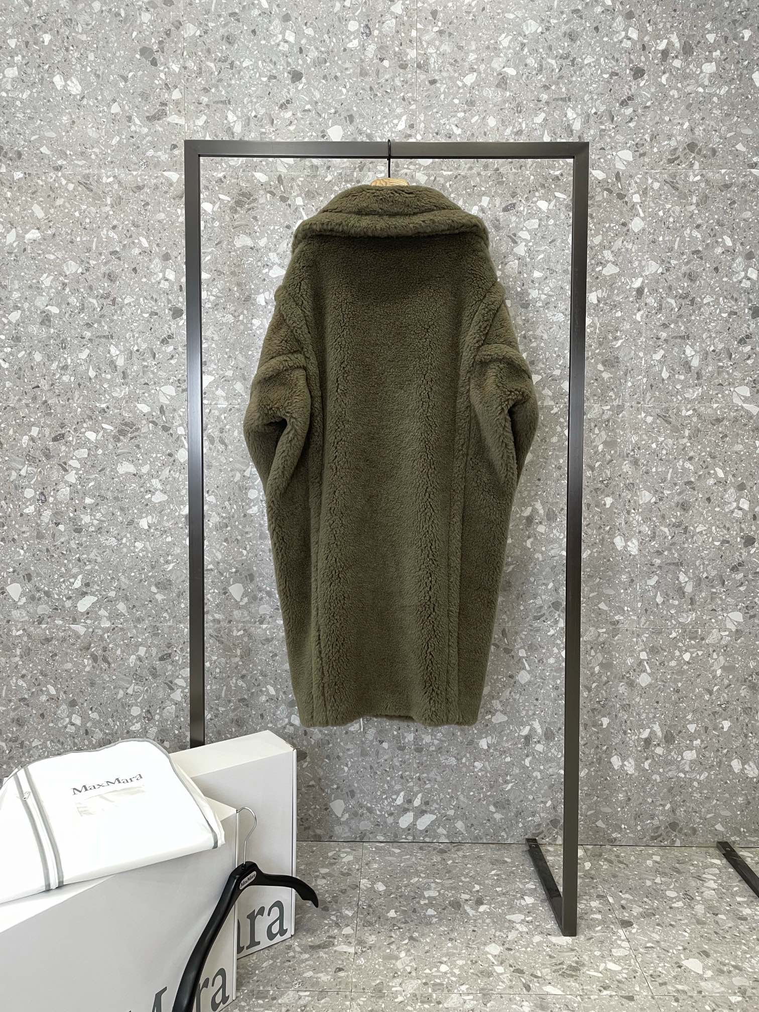 4a1ffbcaeea5e7c42bae12177513db40_1760441690_8093.jpg 4a1ffbcaeea5e7c42bae12177513db40_1760441690_8093.jpg