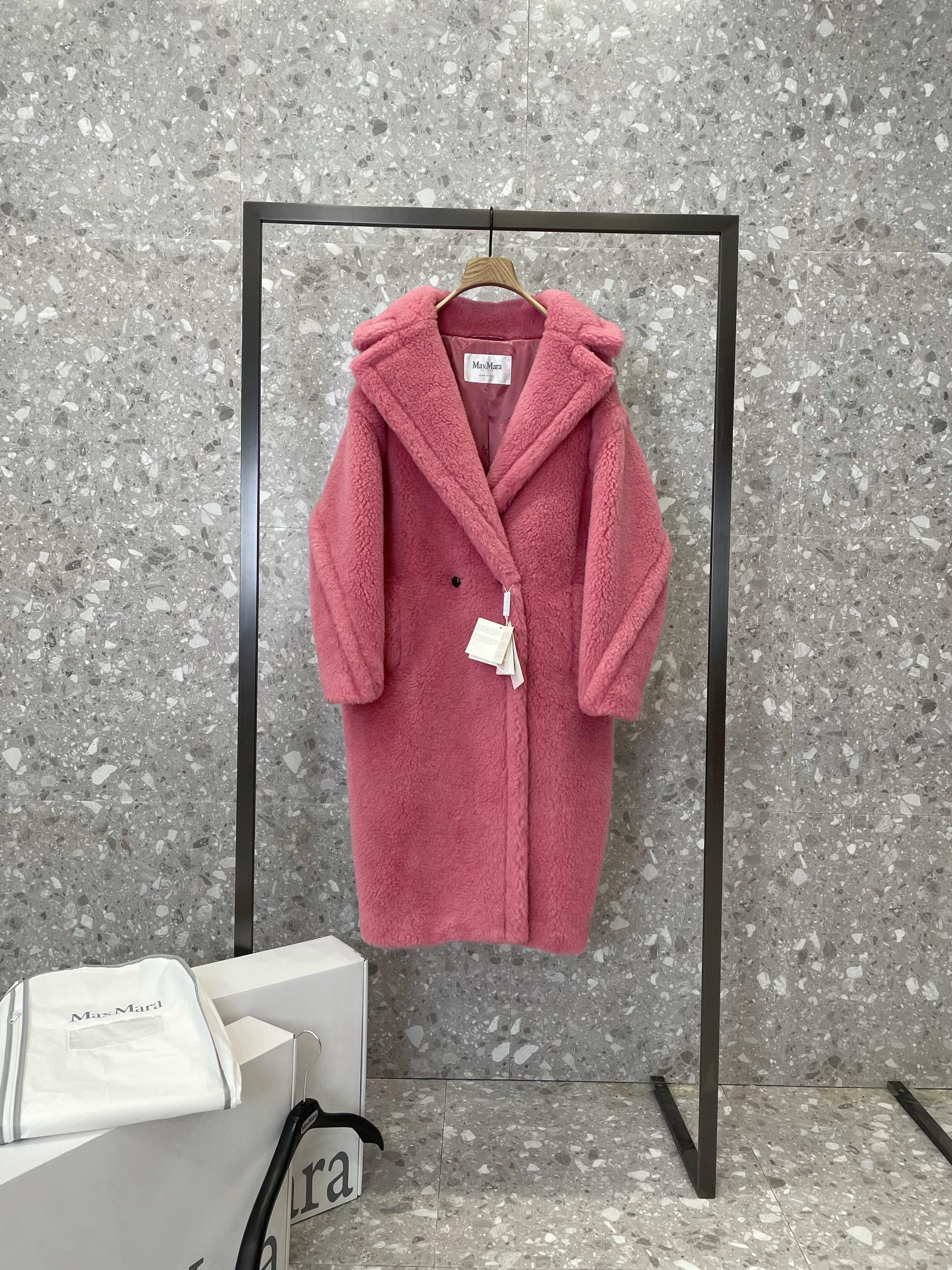 4a1ffbcaeea5e7c42bae12177513db40_1760441713_8188.jpg 4a1ffbcaeea5e7c42bae12177513db40_1760441713_8188.jpg