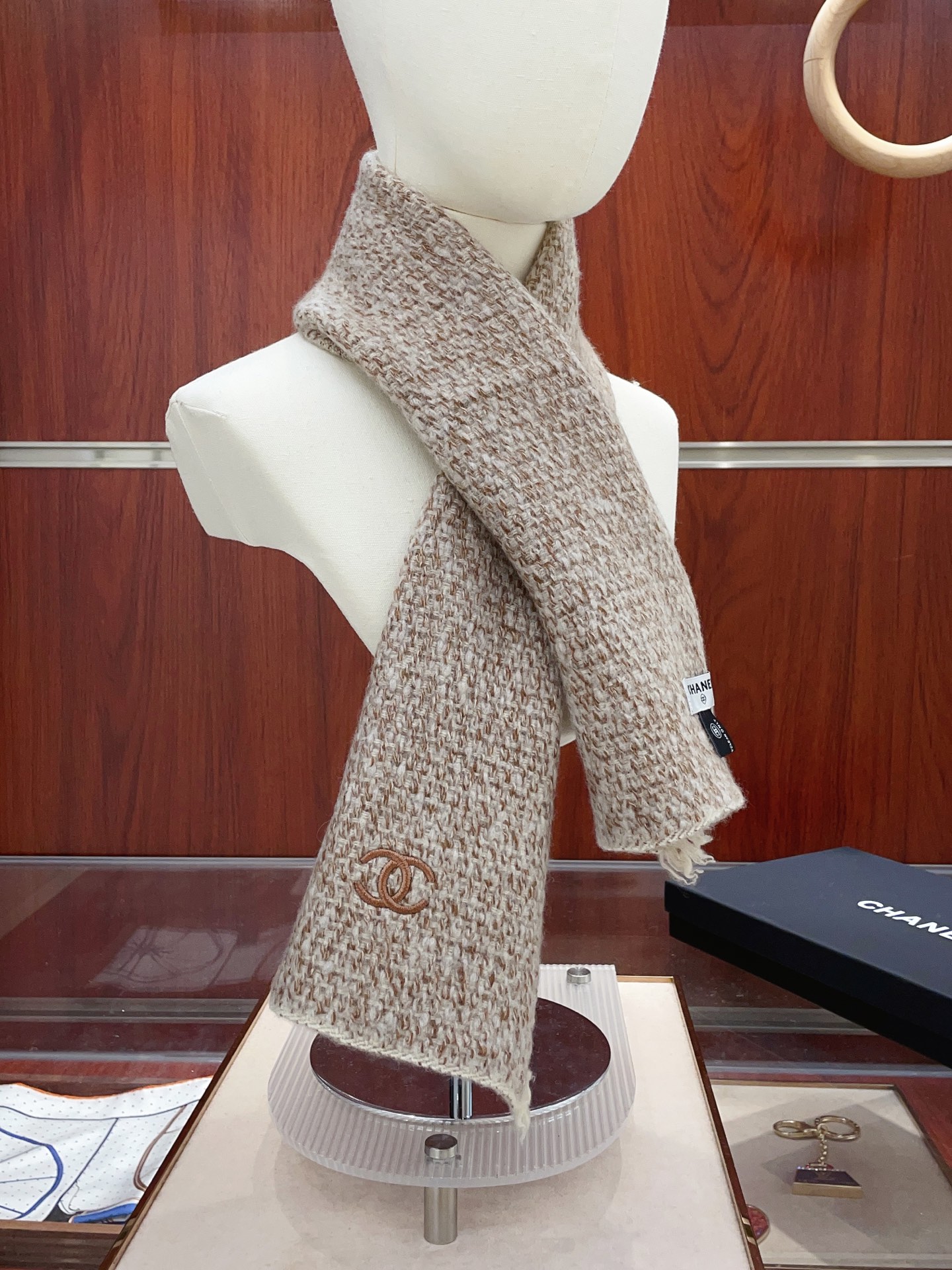 755f9775de2429ce5de0e72b88e08f5e_1761116328_0972.jpg 755f9775de2429ce5de0e72b88e08f5e_1761116328_0972.jpg