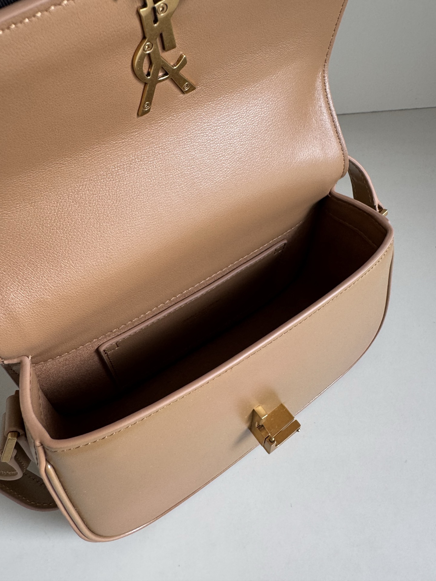 e1464e69cdc6bce7b904c8fc2f398f4f_1759312469_8275.jpg e1464e69cdc6bce7b904c8fc2f398f4f_1759312469_8275.jpg