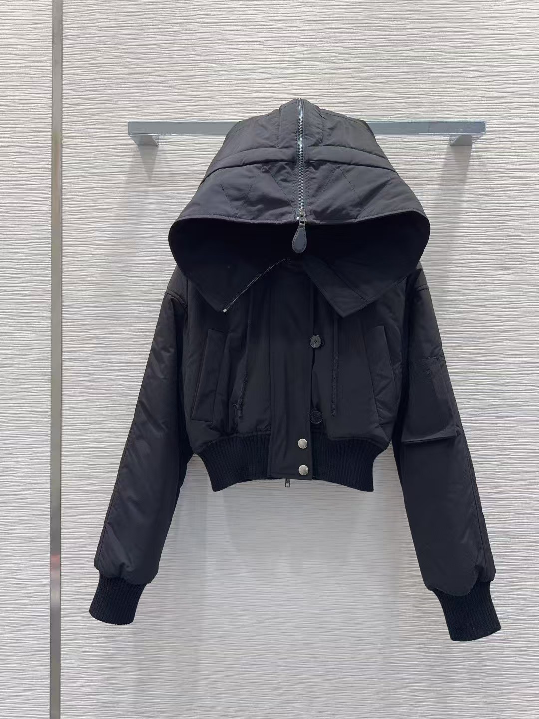 e1464e69cdc6bce7b904c8fc2f398f4f_1759313170_191.jpg e1464e69cdc6bce7b904c8fc2f398f4f_1759313170_191.jpg