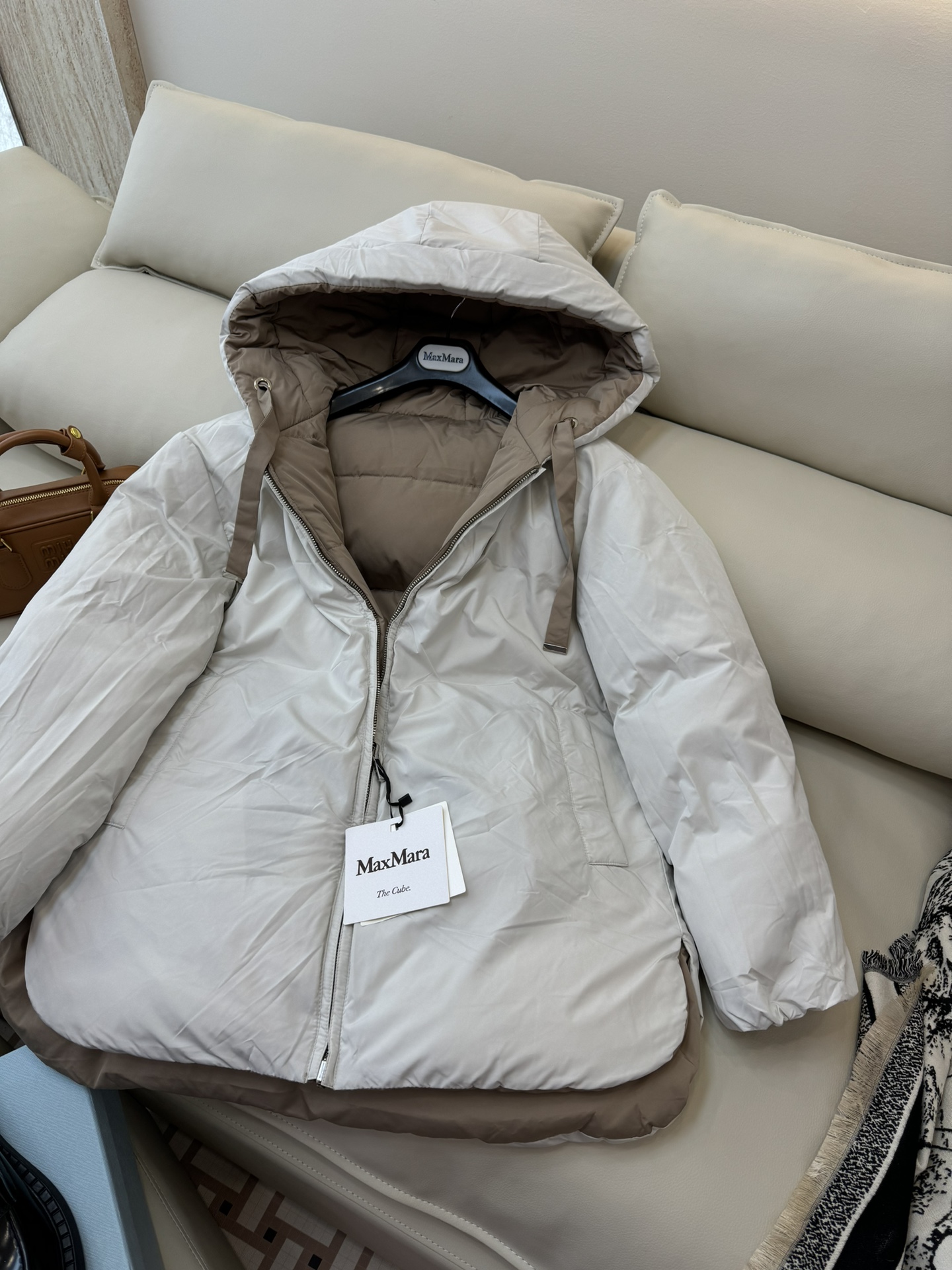 e163ab61399c2dec8670ae0288d1f5f8_1761657530_5274.jpg e163ab61399c2dec8670ae0288d1f5f8_1761657530_5274.jpg