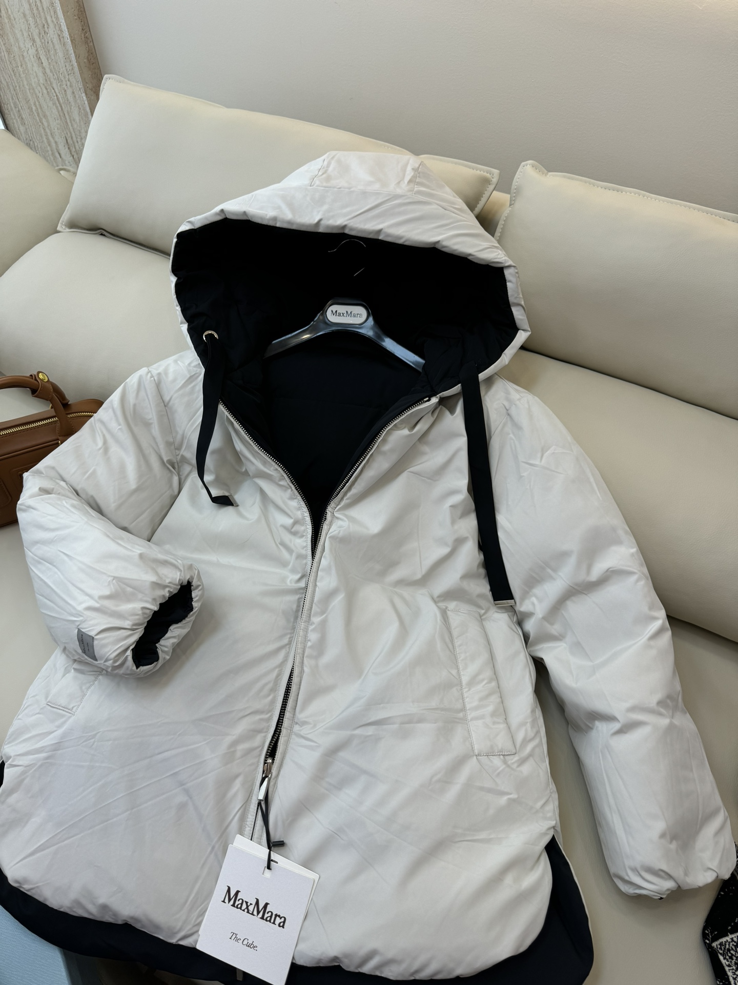 e163ab61399c2dec8670ae0288d1f5f8_1761657578_8005.jpg e163ab61399c2dec8670ae0288d1f5f8_1761657578_8005.jpg