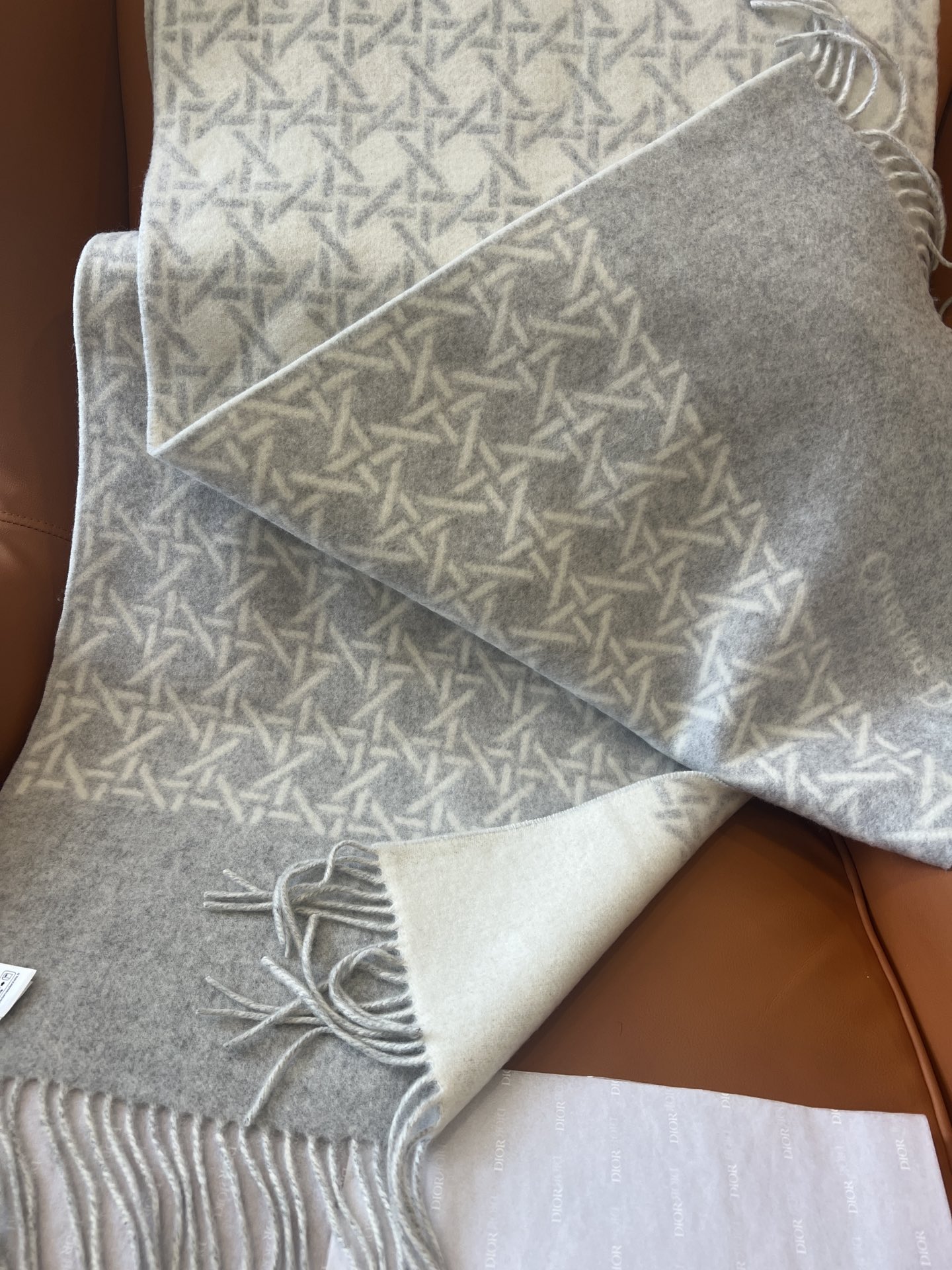 f5897827c7b7f9eb575f28ed705b95ba_1760615530_8532.jpg f5897827c7b7f9eb575f28ed705b95ba_1760615530_8532.jpg