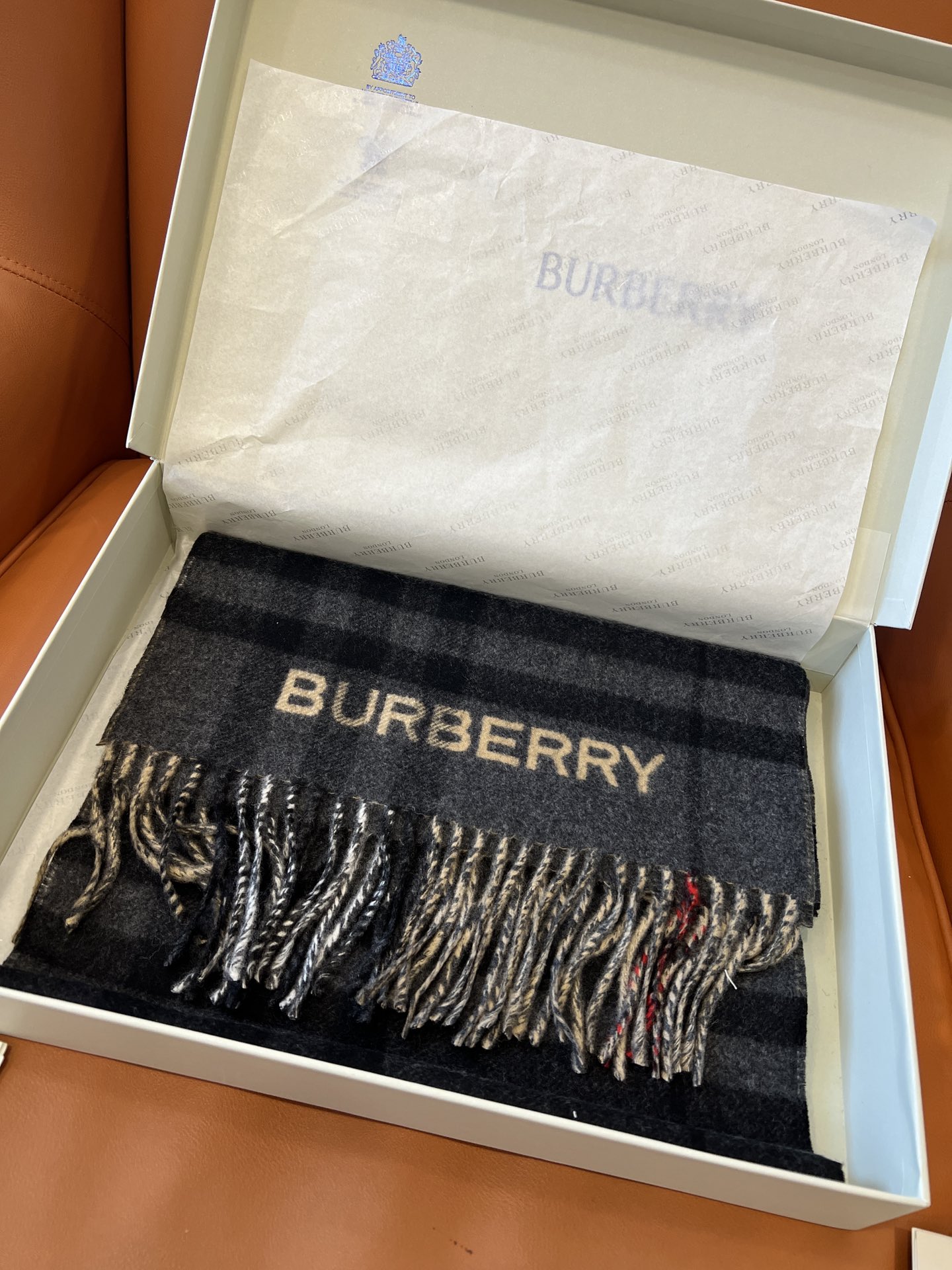 f5897827c7b7f9eb575f28ed705b95ba_1760615553_5326.jpg f5897827c7b7f9eb575f28ed705b95ba_1760615553_5326.jpg