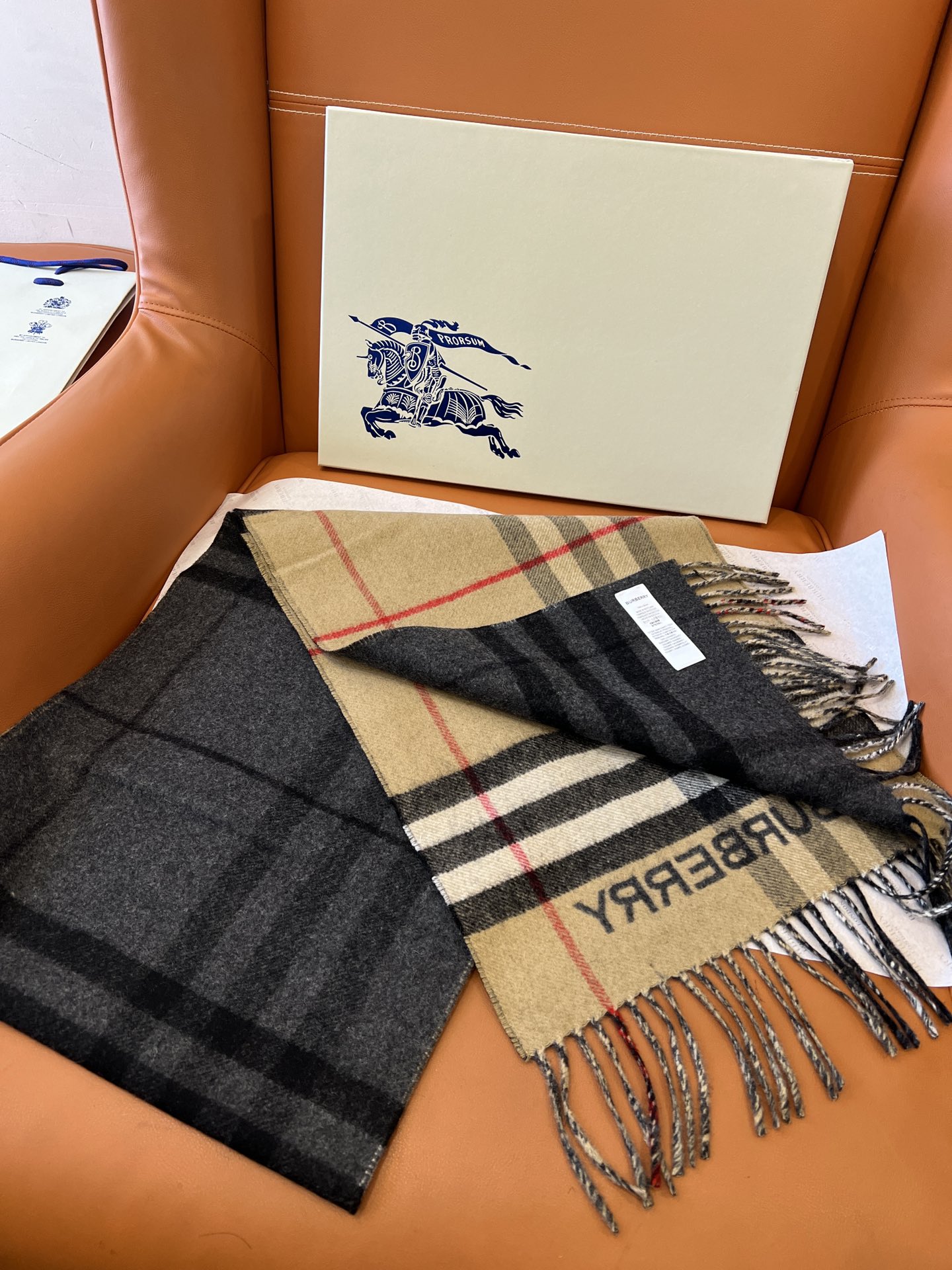 f5897827c7b7f9eb575f28ed705b95ba_1760615554_0822.jpg f5897827c7b7f9eb575f28ed705b95ba_1760615554_0822.jpg