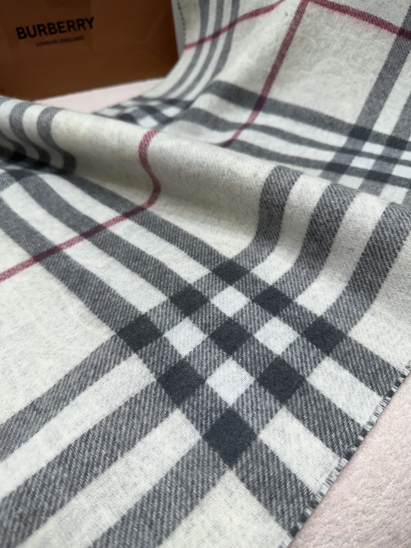 b67f88d466fa2045d393967e714db298_1762254903_229.jpg b67f88d466fa2045d393967e714db298_1762254903_229.jpg