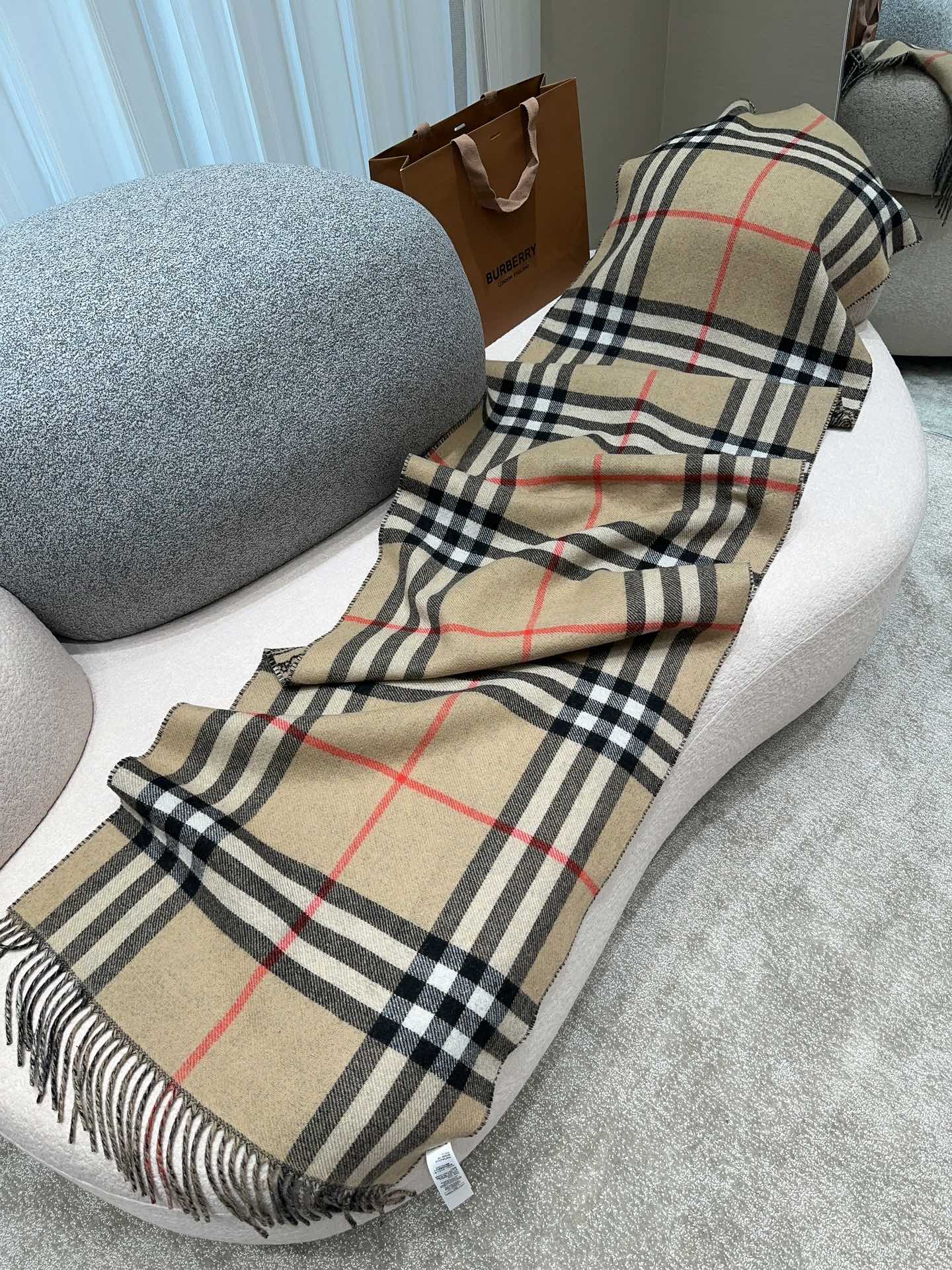 b67f88d466fa2045d393967e714db298_1762254957_3272.jpg b67f88d466fa2045d393967e714db298_1762254957_3272.jpg