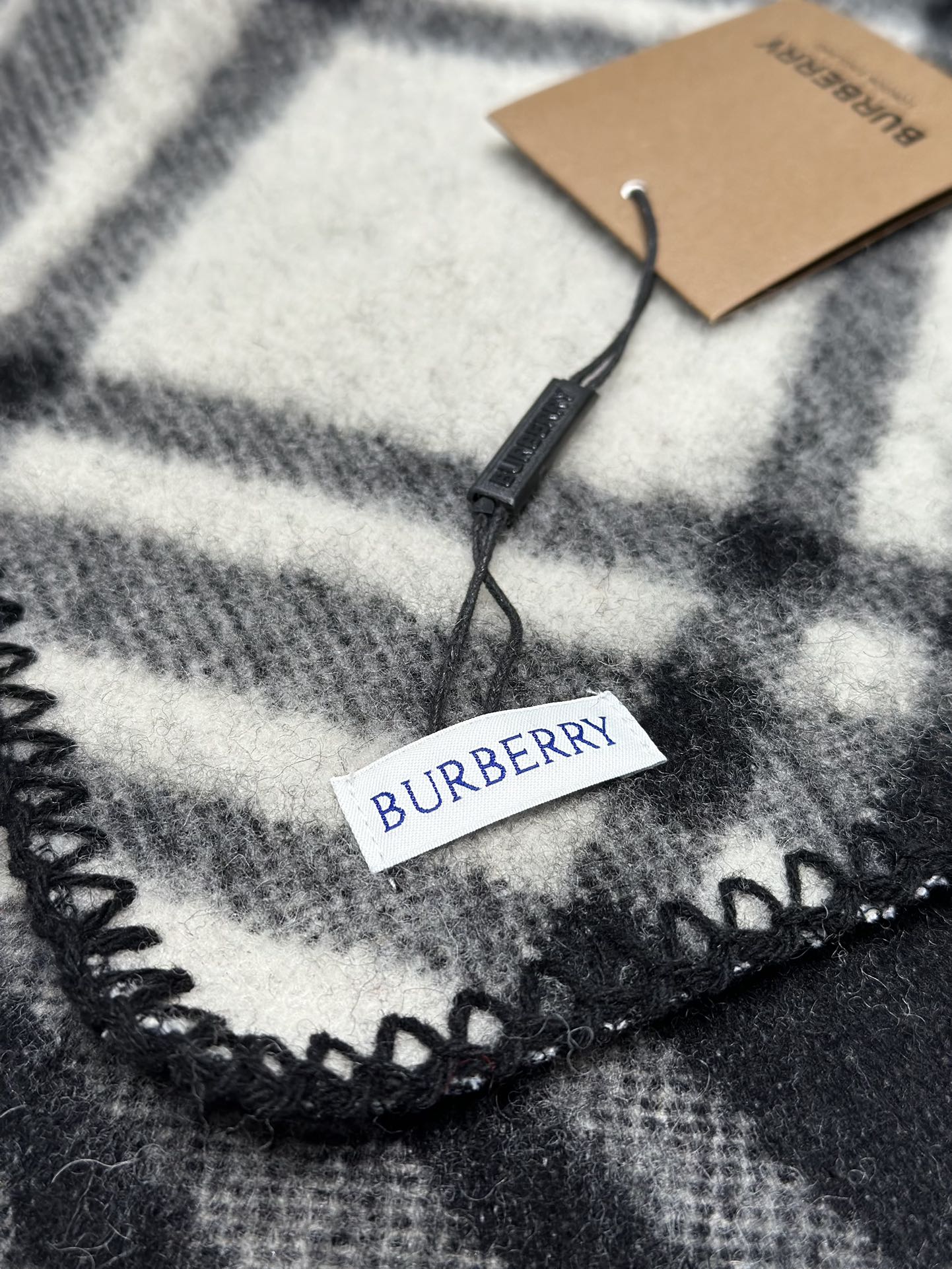 b67f88d466fa2045d393967e714db298_1762255173_1016.jpg b67f88d466fa2045d393967e714db298_1762255173_1016.jpg