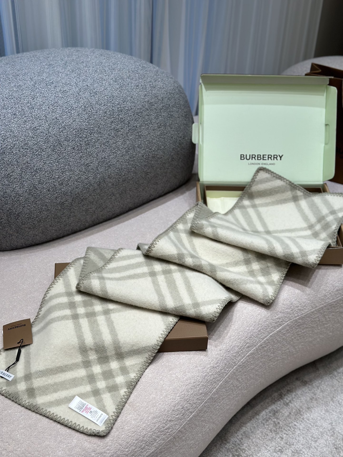 b67f88d466fa2045d393967e714db298_1762255263_1496.jpg b67f88d466fa2045d393967e714db298_1762255263_1496.jpg