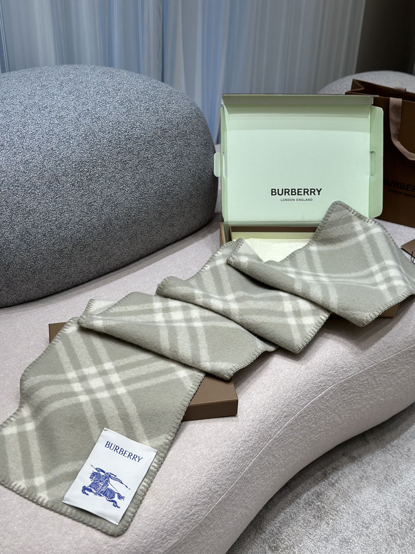 b67f88d466fa2045d393967e714db298_1762255263_3628.jpg b67f88d466fa2045d393967e714db298_1762255263_3628.jpg