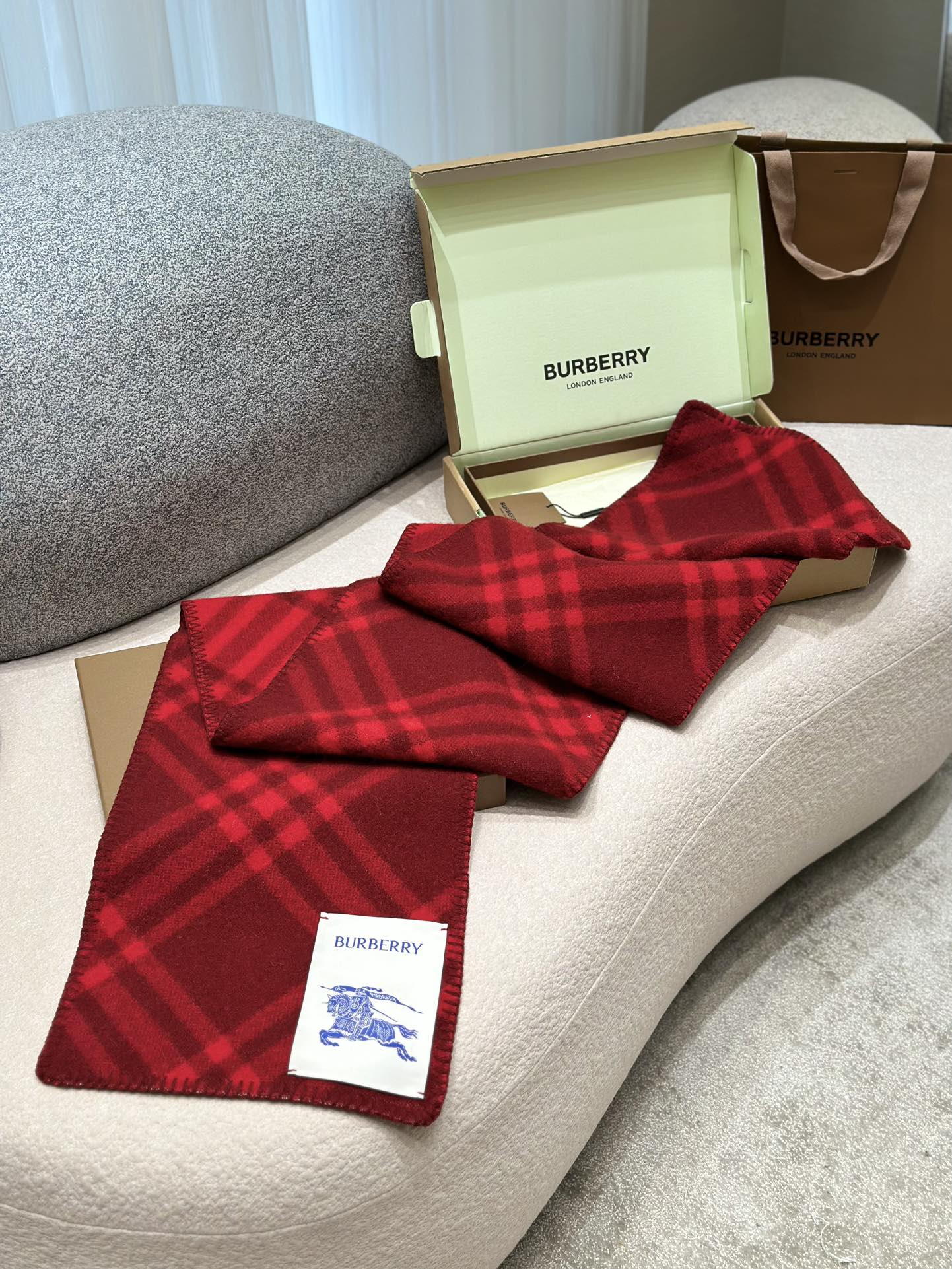 b67f88d466fa2045d393967e714db298_1762255322_8093.jpg b67f88d466fa2045d393967e714db298_1762255322_8093.jpg