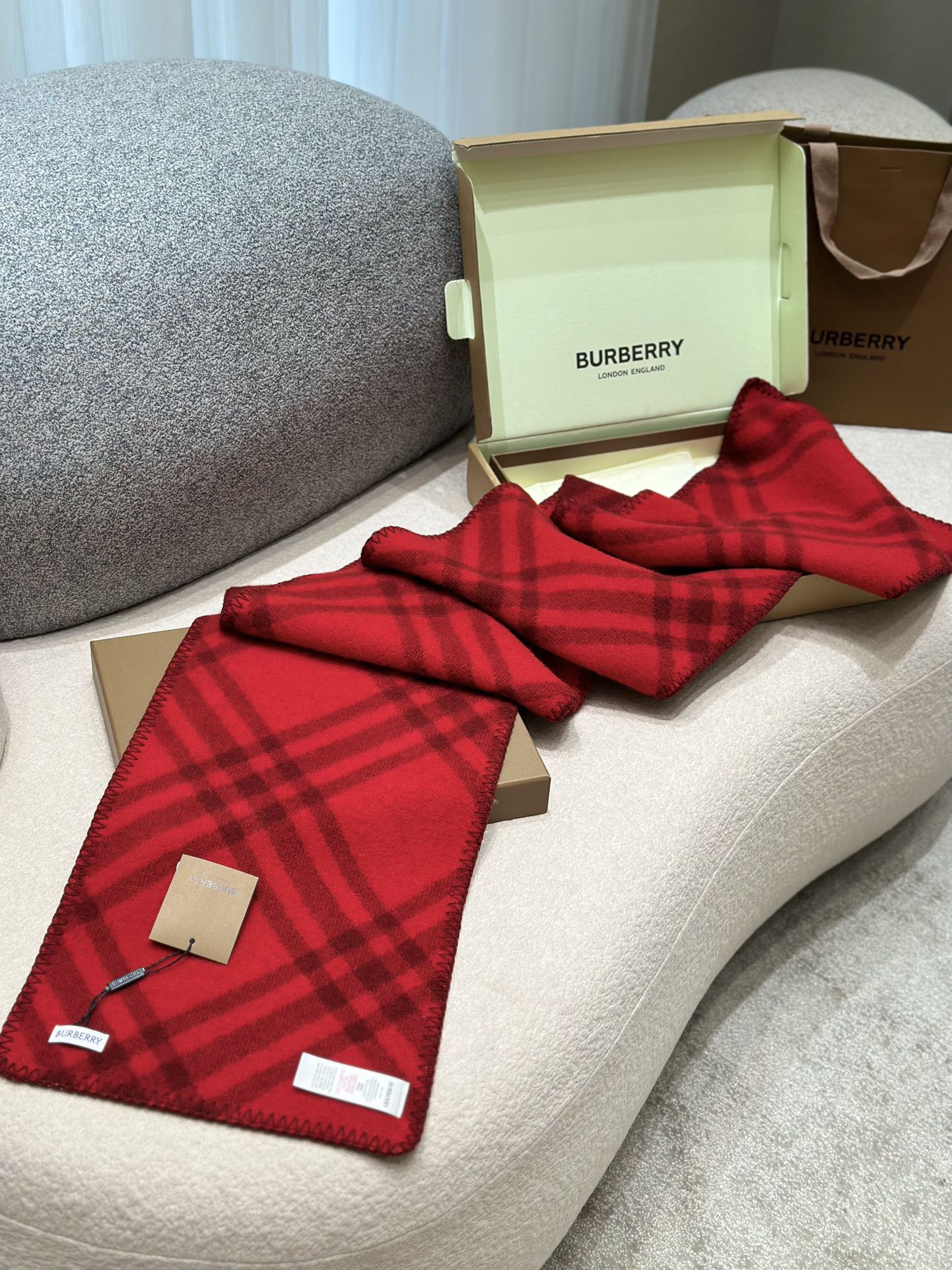 b67f88d466fa2045d393967e714db298_1762255323_4618.jpg b67f88d466fa2045d393967e714db298_1762255323_4618.jpg