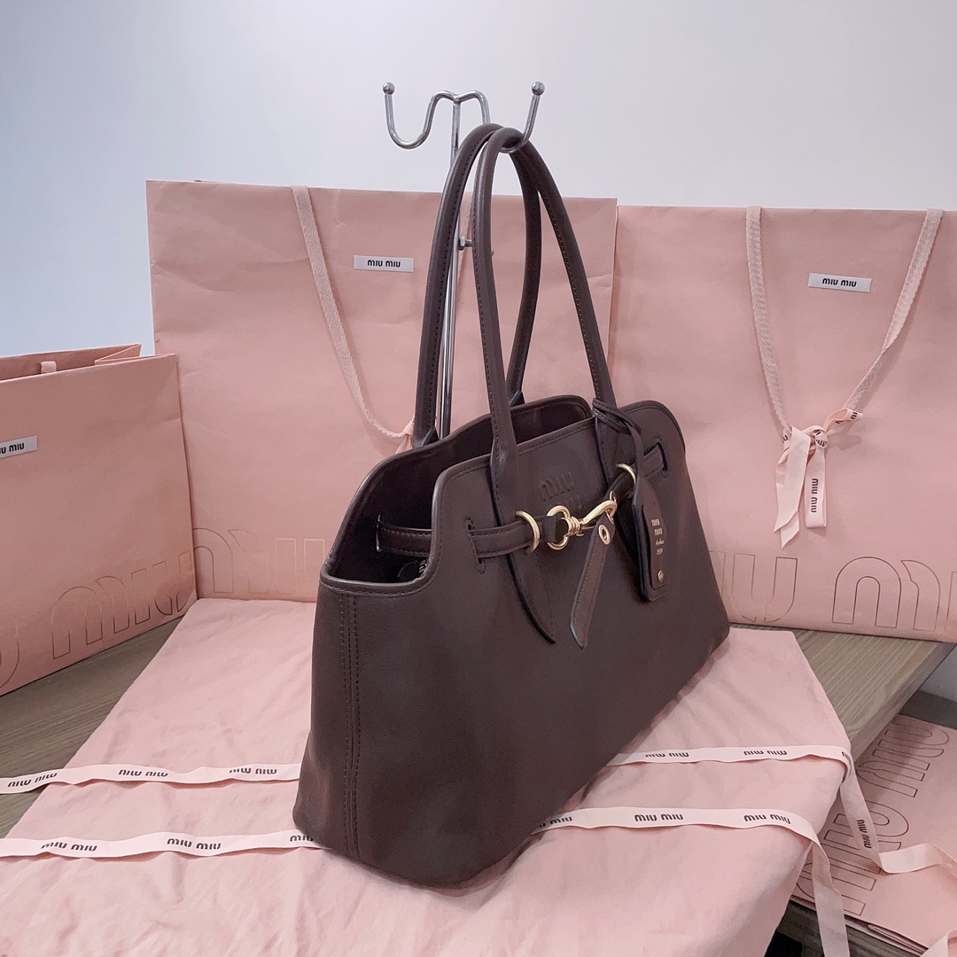 3a4de6266ec1fb4c209ec06a25b10574_1765184442_3241.jpg 3a4de6266ec1fb4c209ec06a25b10574_1765184442_3241.jpg