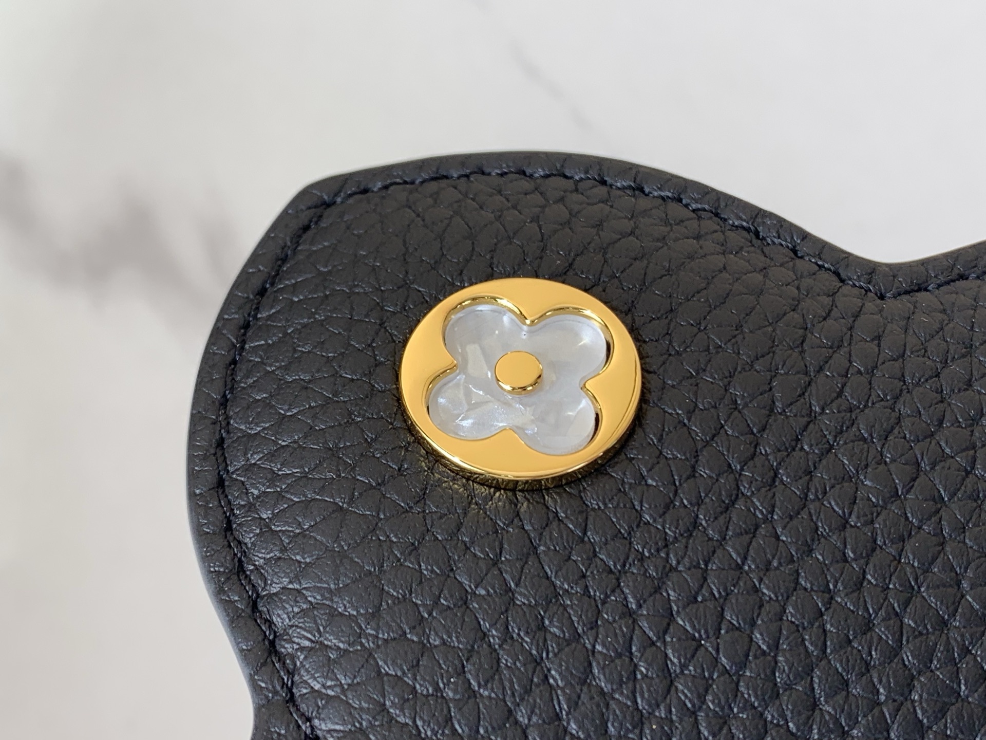 b95e7a05d29f4d7a53a6707e2373ee5c_1765549463_6157.jpg b95e7a05d29f4d7a53a6707e2373ee5c_1765549463_6157.jpg