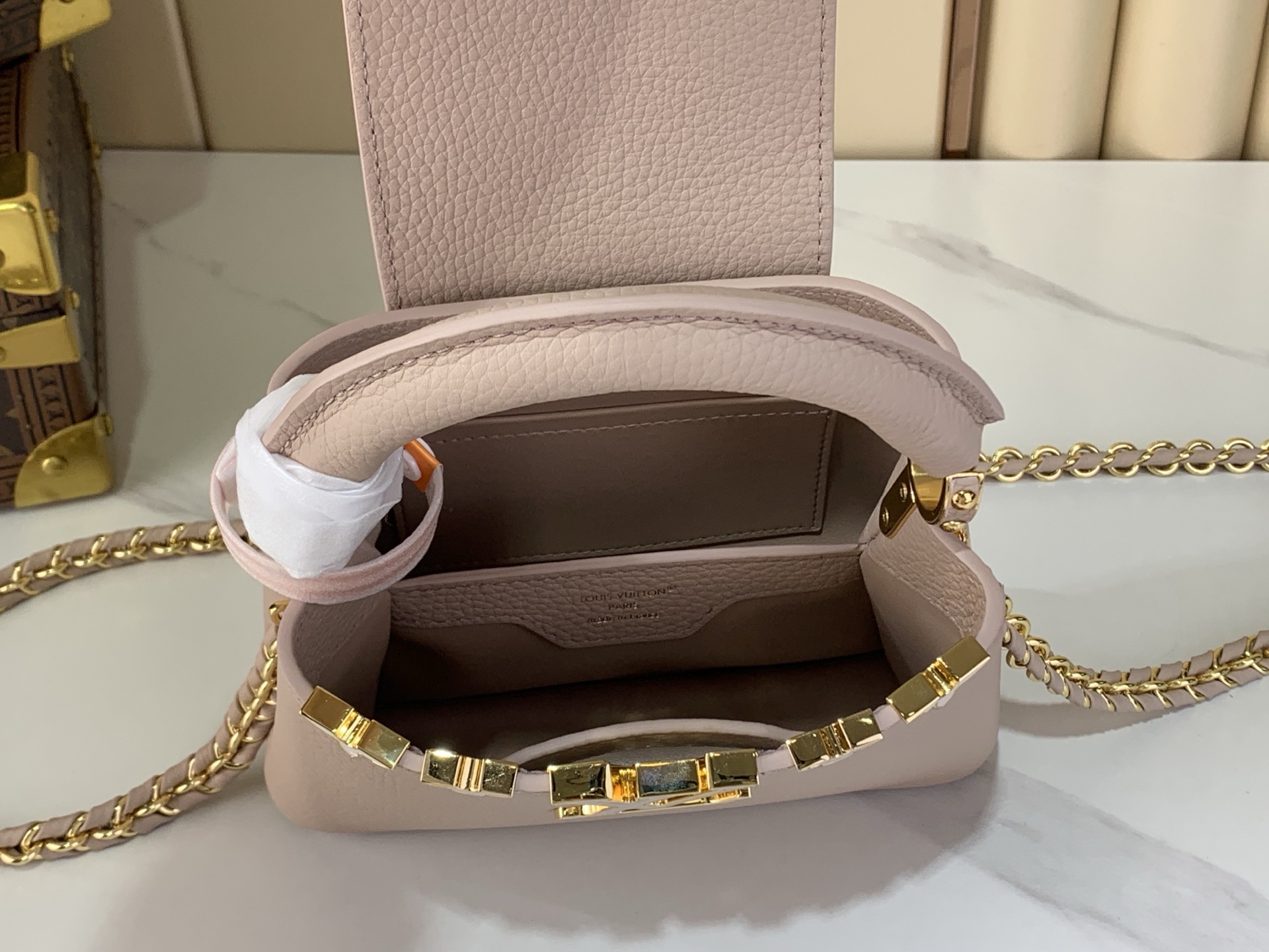 b95e7a05d29f4d7a53a6707e2373ee5c_1765549496_6166.jpg b95e7a05d29f4d7a53a6707e2373ee5c_1765549496_6166.jpg