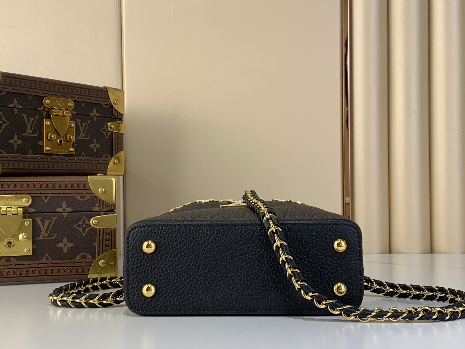 b95e7a05d29f4d7a53a6707e2373ee5c_1765549497_4151.jpg b95e7a05d29f4d7a53a6707e2373ee5c_1765549497_4151.jpg