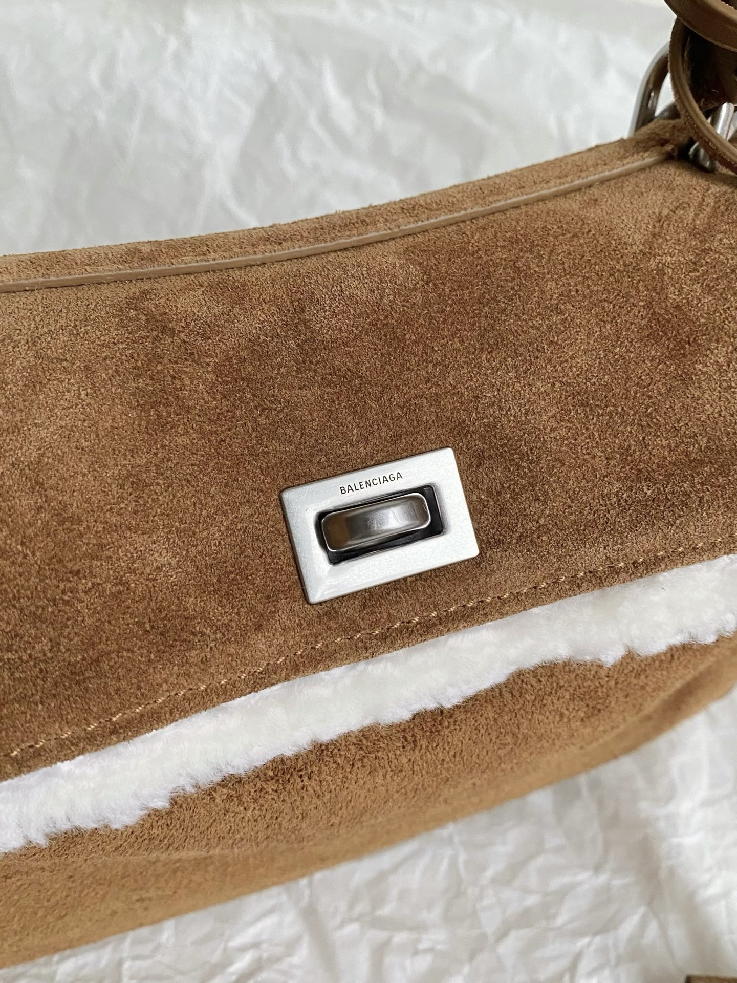 b95e7a05d29f4d7a53a6707e2373ee5c_1765549535_6659.jpg b95e7a05d29f4d7a53a6707e2373ee5c_1765549535_6659.jpg