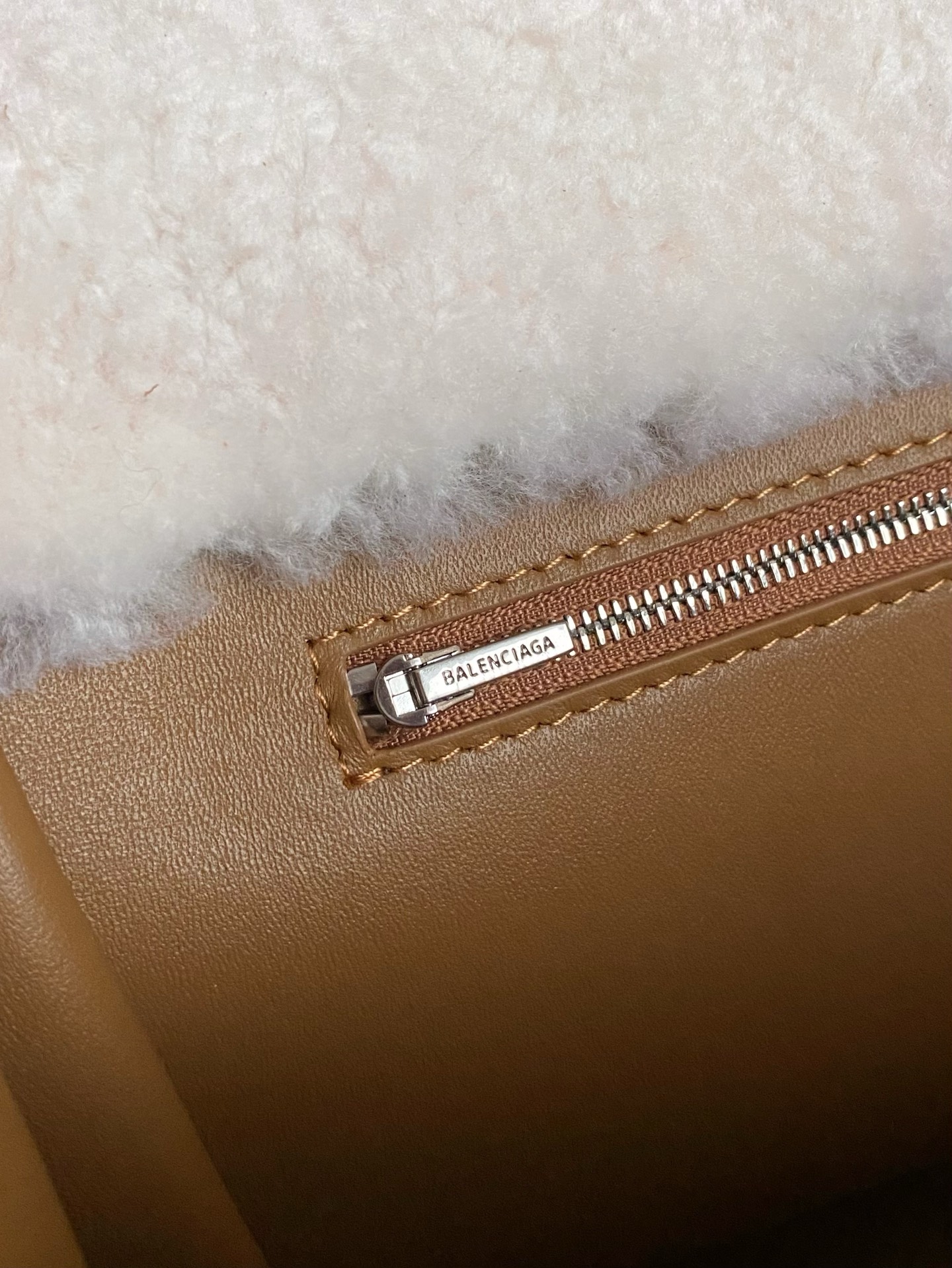 b95e7a05d29f4d7a53a6707e2373ee5c_1765549561_1649.jpg b95e7a05d29f4d7a53a6707e2373ee5c_1765549561_1649.jpg