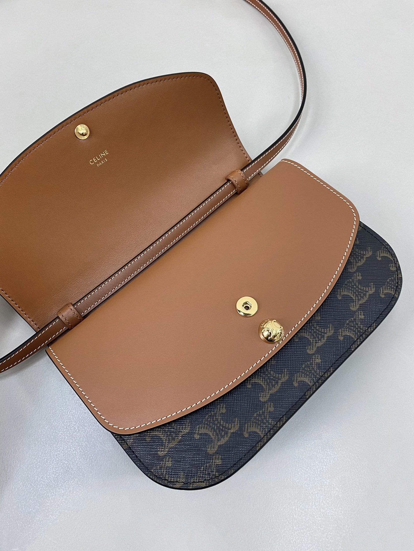 b95e7a05d29f4d7a53a6707e2373ee5c_1765549639_1766.jpg b95e7a05d29f4d7a53a6707e2373ee5c_1765549639_1766.jpg