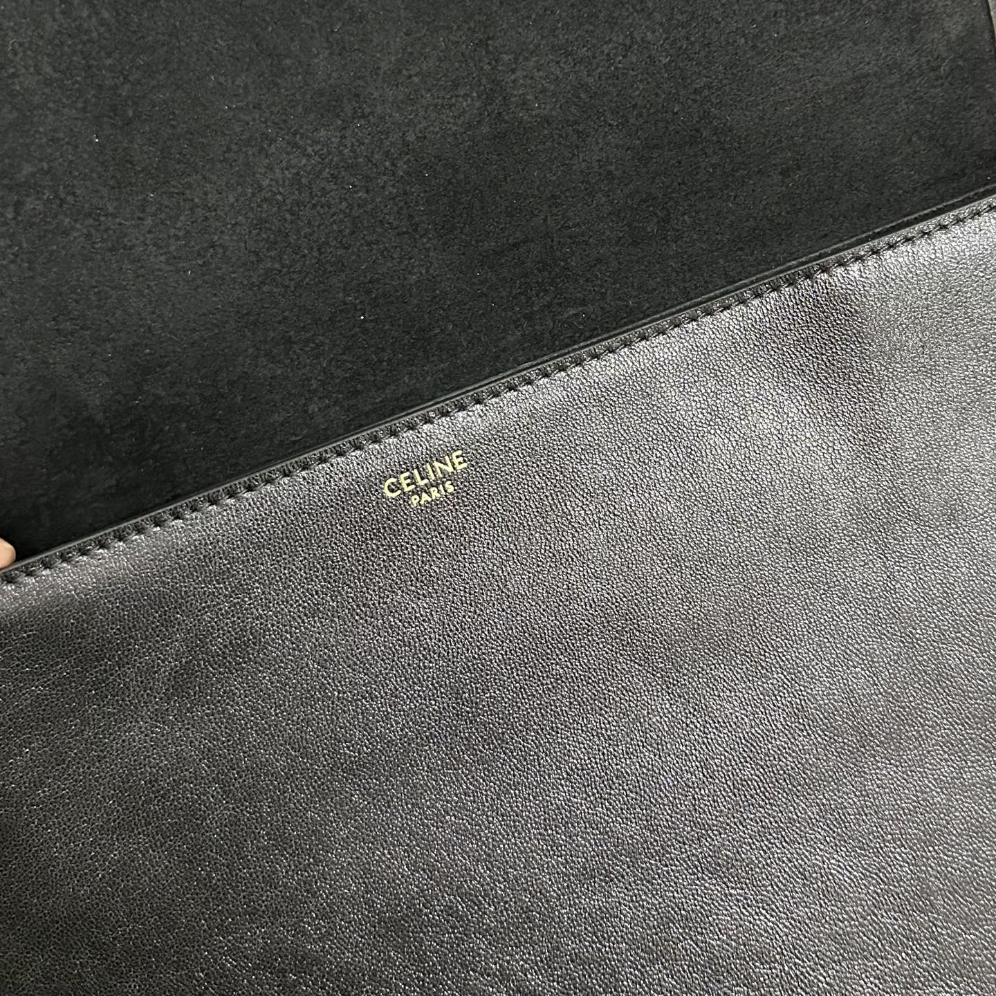 b95e7a05d29f4d7a53a6707e2373ee5c_1765549669_9987.jpg b95e7a05d29f4d7a53a6707e2373ee5c_1765549669_9987.jpg