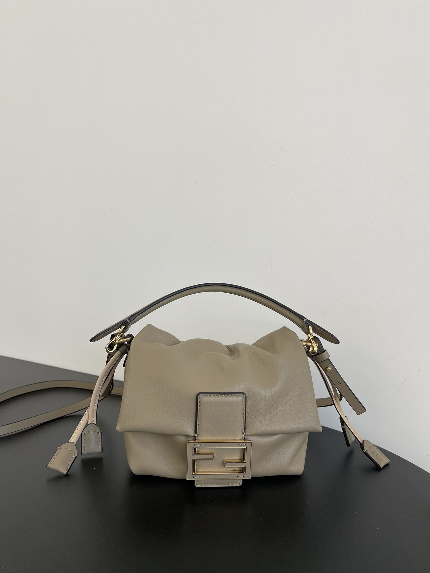 b95e7a05d29f4d7a53a6707e2373ee5c_1765549732_948.jpg b95e7a05d29f4d7a53a6707e2373ee5c_1765549732_948.jpg