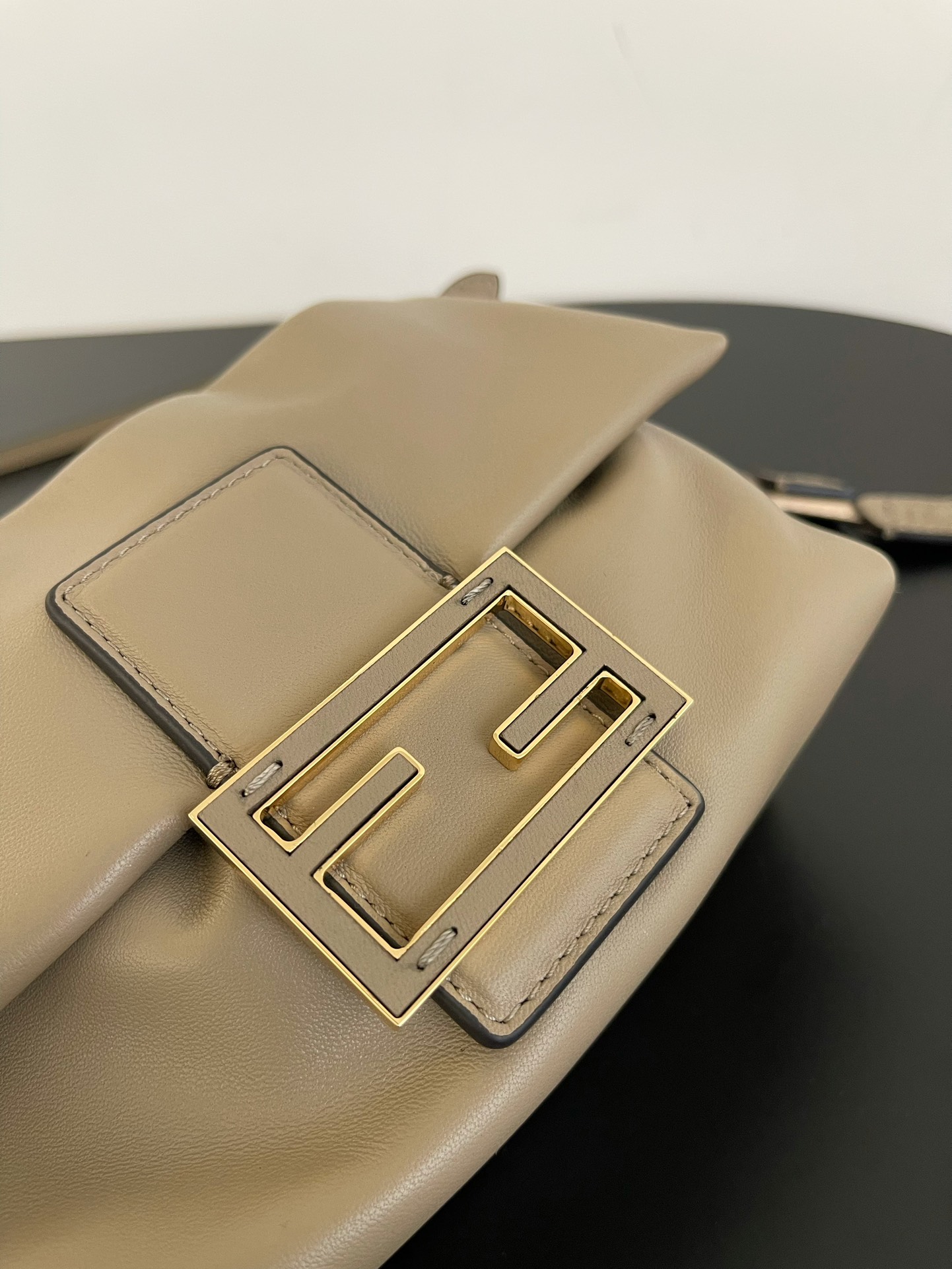 b95e7a05d29f4d7a53a6707e2373ee5c_1765549733_216.jpg b95e7a05d29f4d7a53a6707e2373ee5c_1765549733_216.jpg