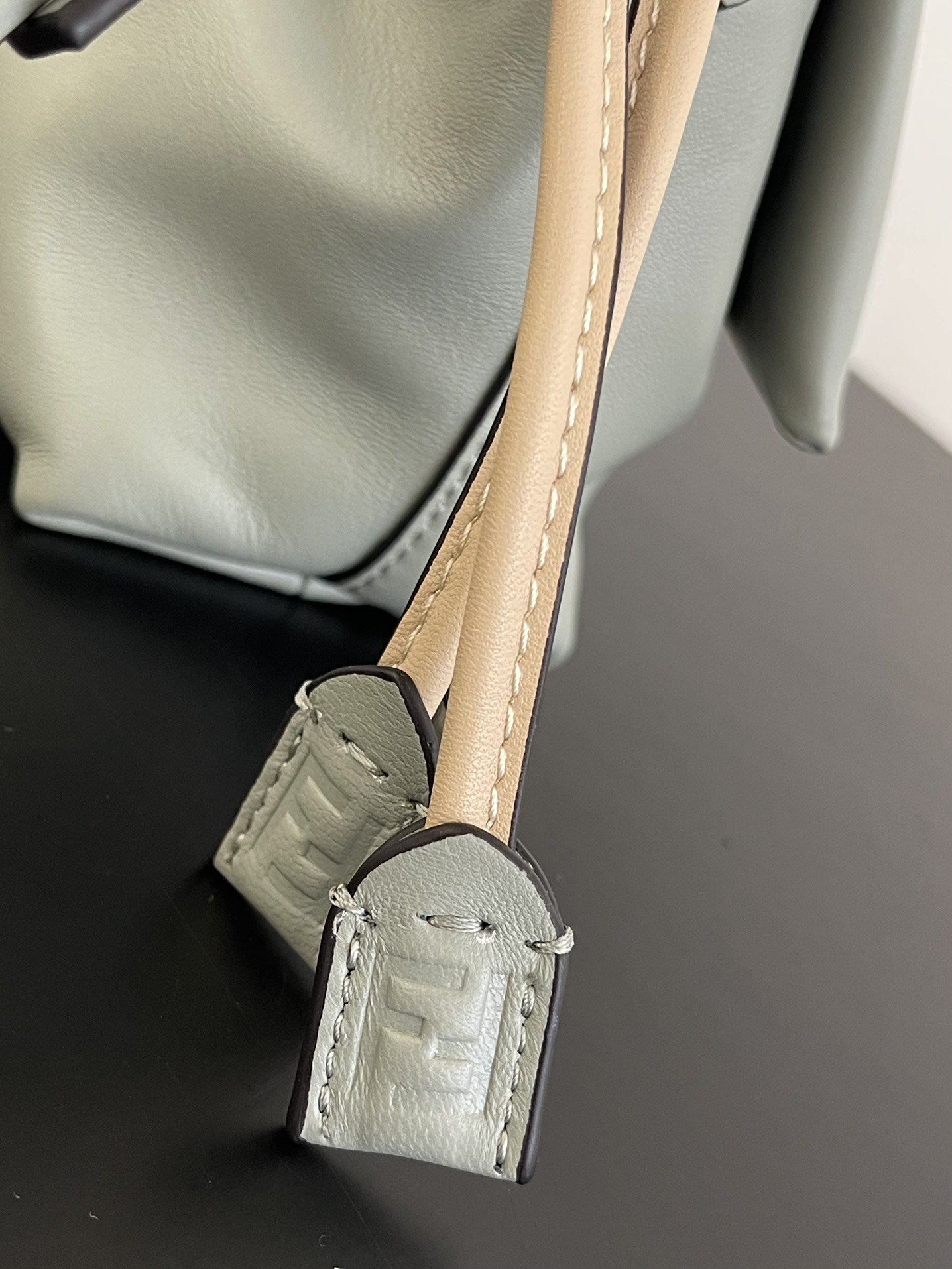 b95e7a05d29f4d7a53a6707e2373ee5c_1765549823_2077.jpg b95e7a05d29f4d7a53a6707e2373ee5c_1765549823_2077.jpg