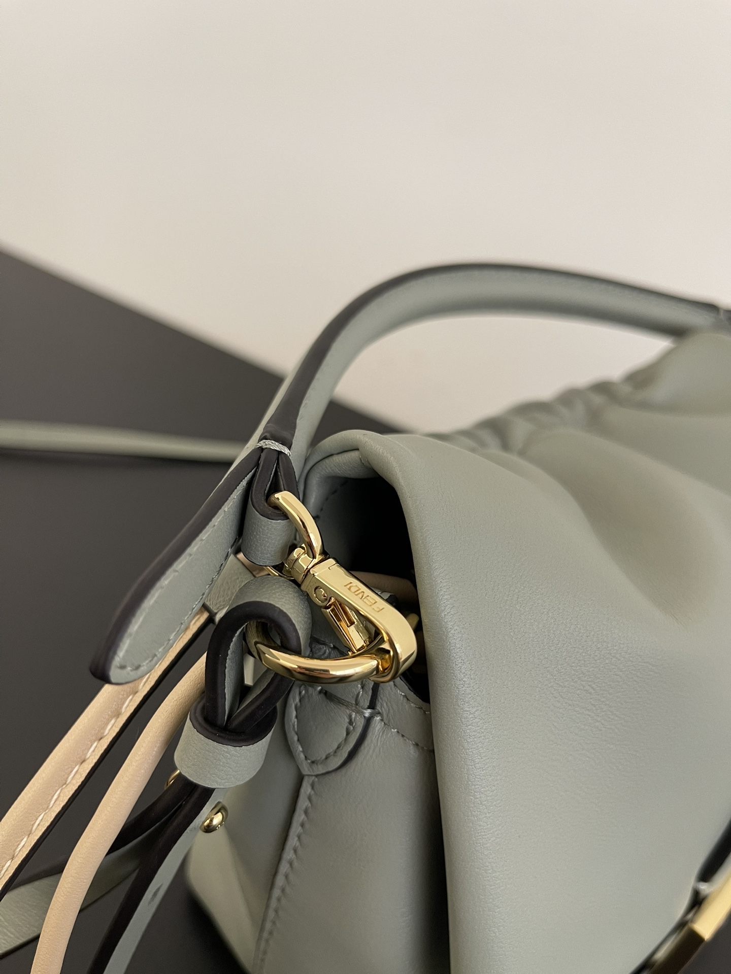 b95e7a05d29f4d7a53a6707e2373ee5c_1765549823_6491.jpg b95e7a05d29f4d7a53a6707e2373ee5c_1765549823_6491.jpg