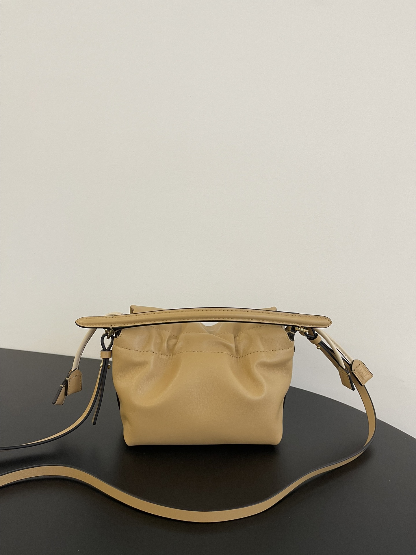 b95e7a05d29f4d7a53a6707e2373ee5c_1765549858_7198.jpg b95e7a05d29f4d7a53a6707e2373ee5c_1765549858_7198.jpg