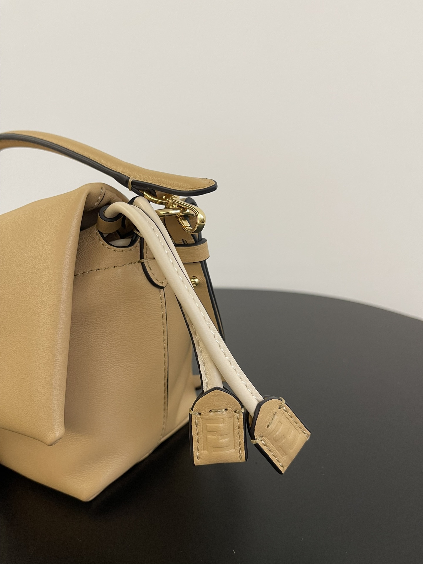 b95e7a05d29f4d7a53a6707e2373ee5c_1765549858_8426.jpg b95e7a05d29f4d7a53a6707e2373ee5c_1765549858_8426.jpg