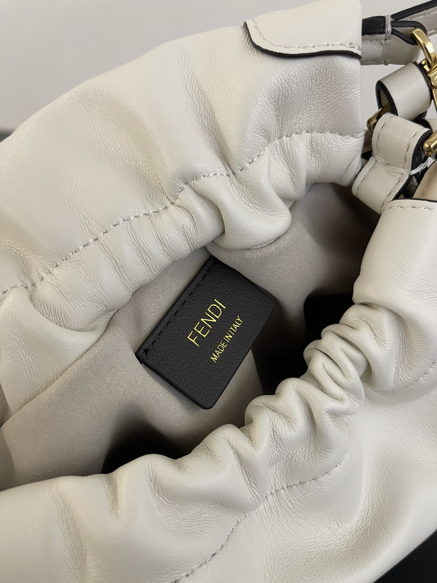 b95e7a05d29f4d7a53a6707e2373ee5c_1765549895_0967.jpg b95e7a05d29f4d7a53a6707e2373ee5c_1765549895_0967.jpg