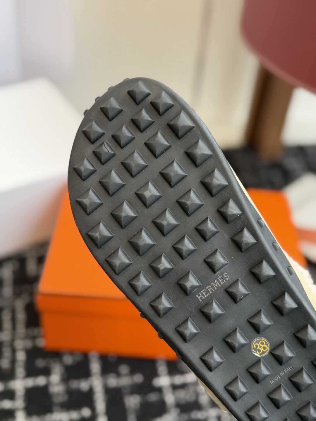 c2e4a436fe3eecda56ee0e677bb25f9c_1765362230_0001.jpg c2e4a436fe3eecda56ee0e677bb25f9c_1765362230_0001.jpg