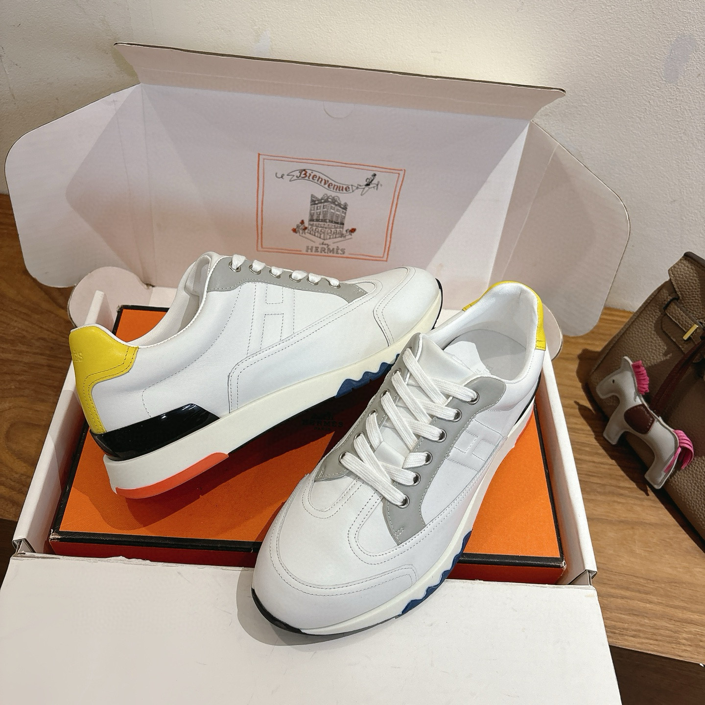 c2e4a436fe3eecda56ee0e677bb25f9c_1765362559_0112.jpg c2e4a436fe3eecda56ee0e677bb25f9c_1765362559_0112.jpg