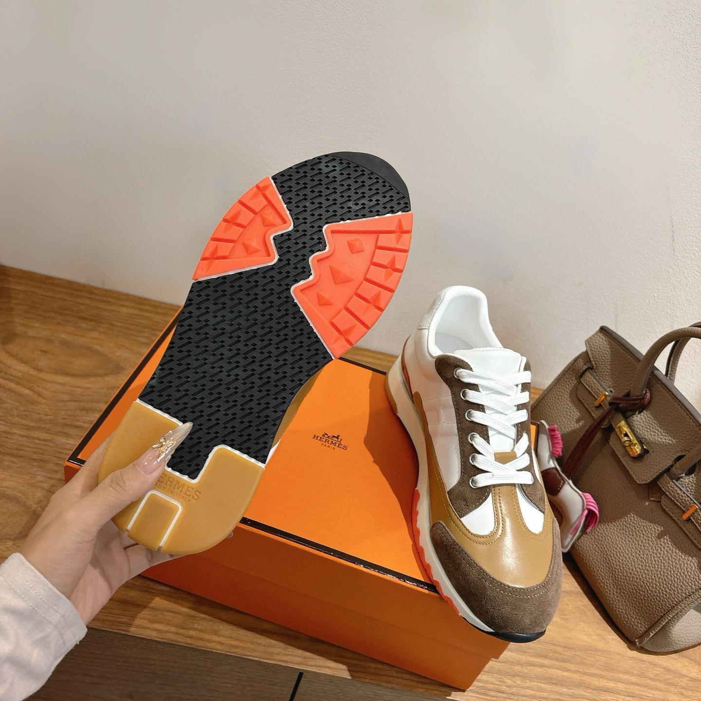 c2e4a436fe3eecda56ee0e677bb25f9c_1765362644_3732.jpg c2e4a436fe3eecda56ee0e677bb25f9c_1765362644_3732.jpg