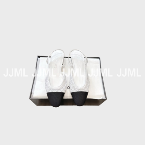 샤넬 네트 슬링백 화이트
