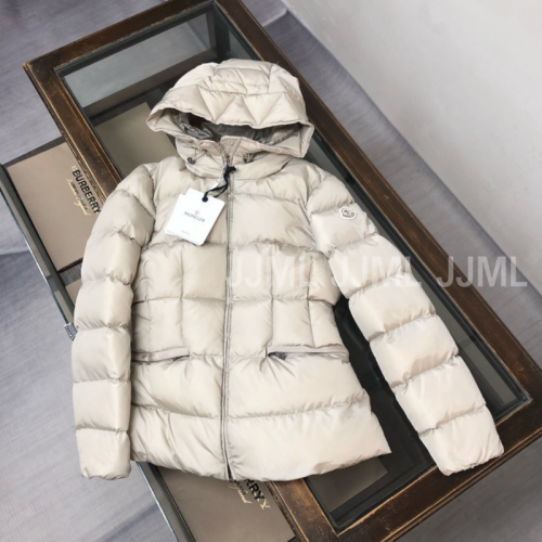 몽클레어 Avoce 베이지