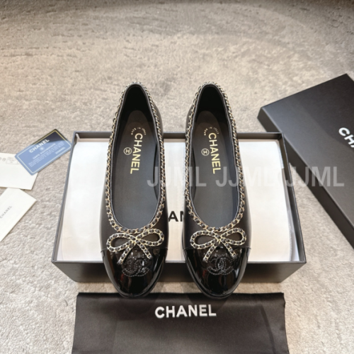 샤넬 투톤 리본 발레리나 플랫 슈즈 블랙