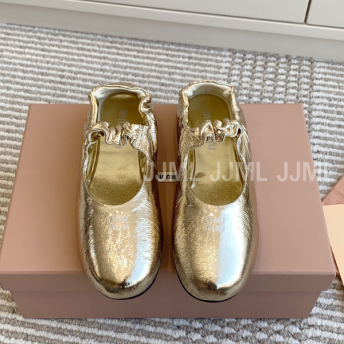 미우미우 셔링 발레리나 슈즈 골드