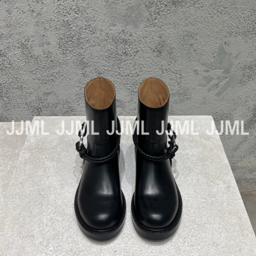 보테가 베네타 미들 부츠 브라운