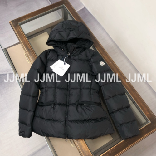 몽클레어 Avoce 블랙